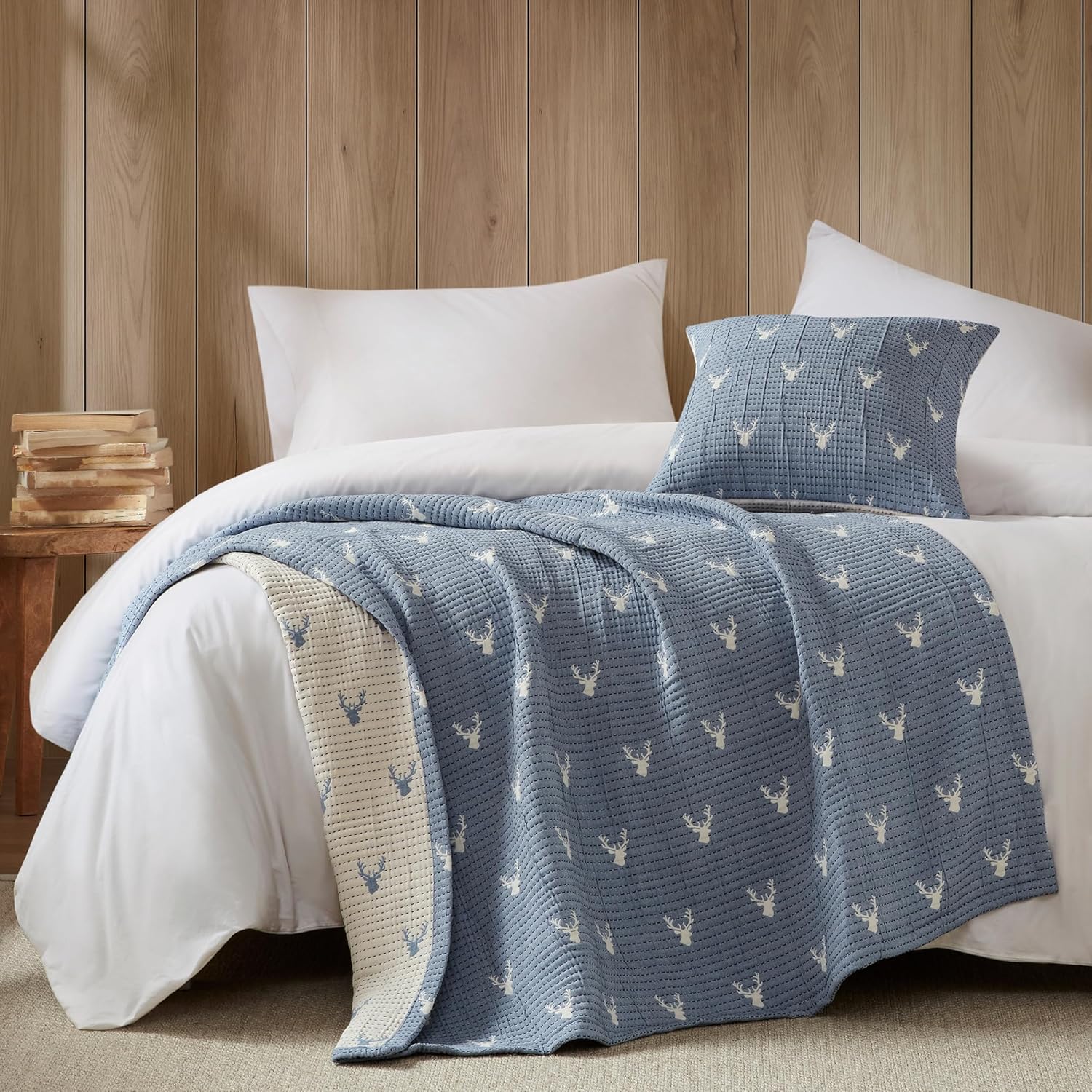 Woolrich Cabin Throw Set with Decorative Pillow – Luxury Lightweight Polyester, Moose Design, All-Season Cozy Layer for Couch or Sofa, 50" x 70", Gray