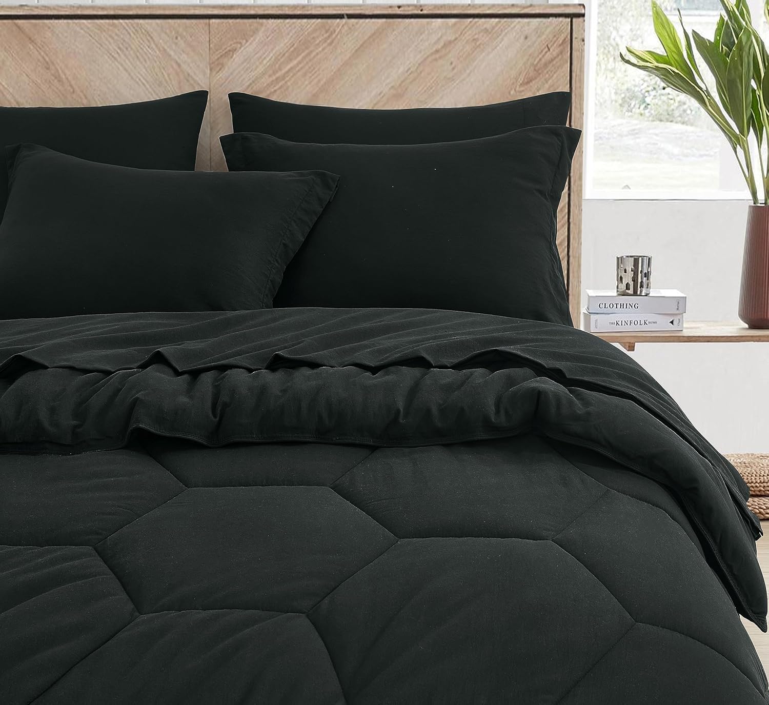 Chezmoi Collection Piper Oversized Queen Bed in a Bag 7-Pieces Honeycomb Geometric Hexagon Quilted Stone Washed Microfiber Comforter with Sheets Lightweight All Season Bedding (Oversized Queen, Black)