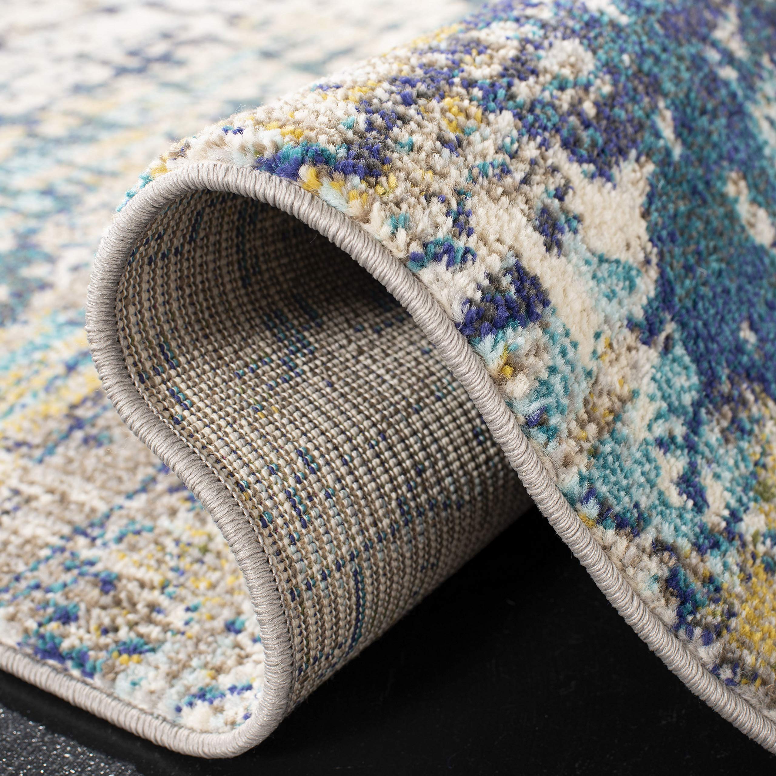 SAFAVIEH Tapis Contemporain pour Salon, Salle à Manger, Chambre à Coucher - Madison Collection, Tapis à Poil Court, Crème et Bleu, 122 X 183 cm