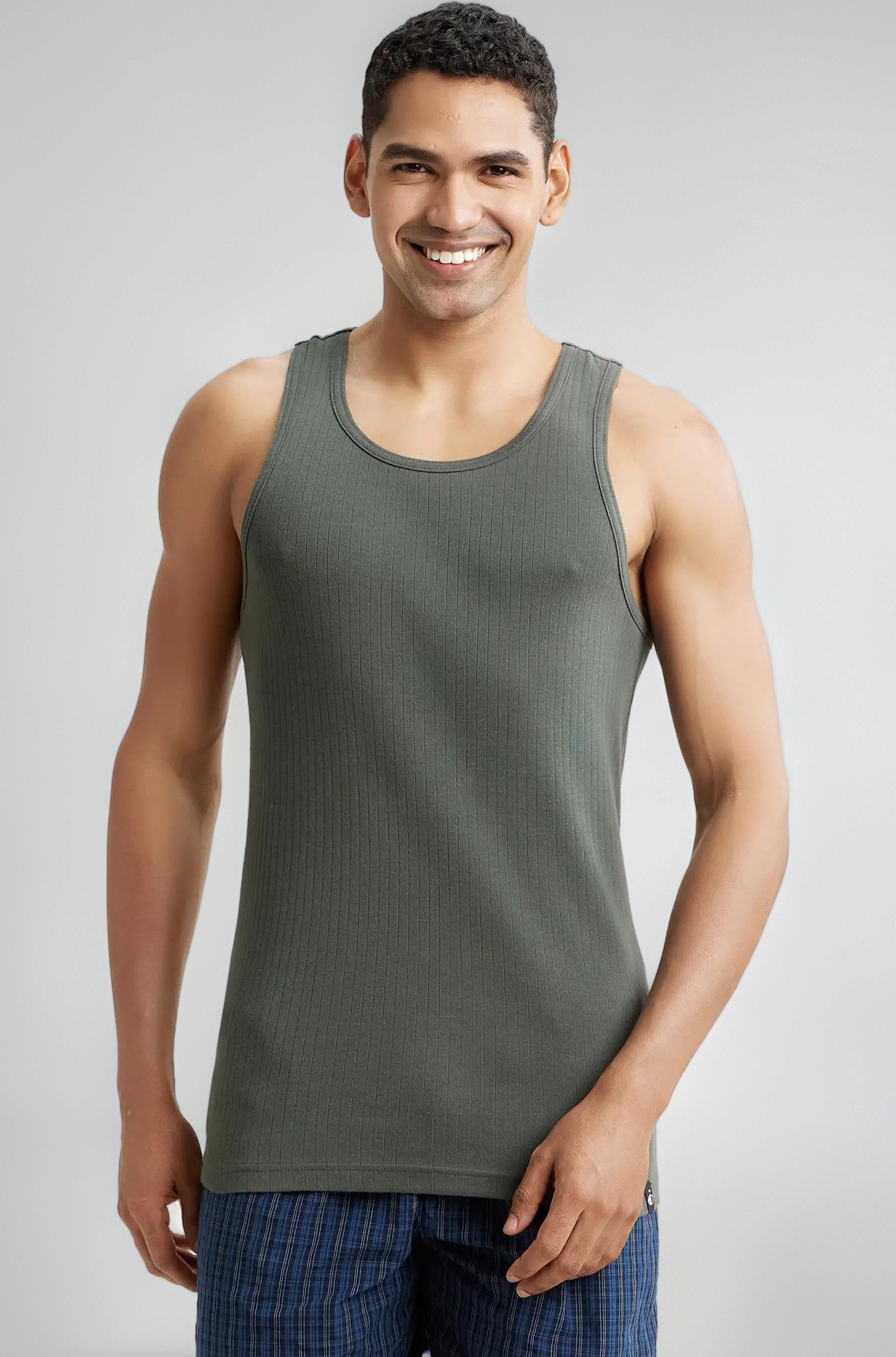 Jockey 9922 Men's Super Combed Cotton Rib Slim Fit Racer Back Styling Round Neck Gym Vest