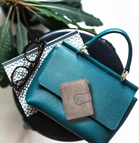 Miniatura 8 de Billetera pequeña personalizada, con nombre grabado, de piel auténtica, con bloqueo RFID, soporte plegable para tarjetas de crédito con bolsillo