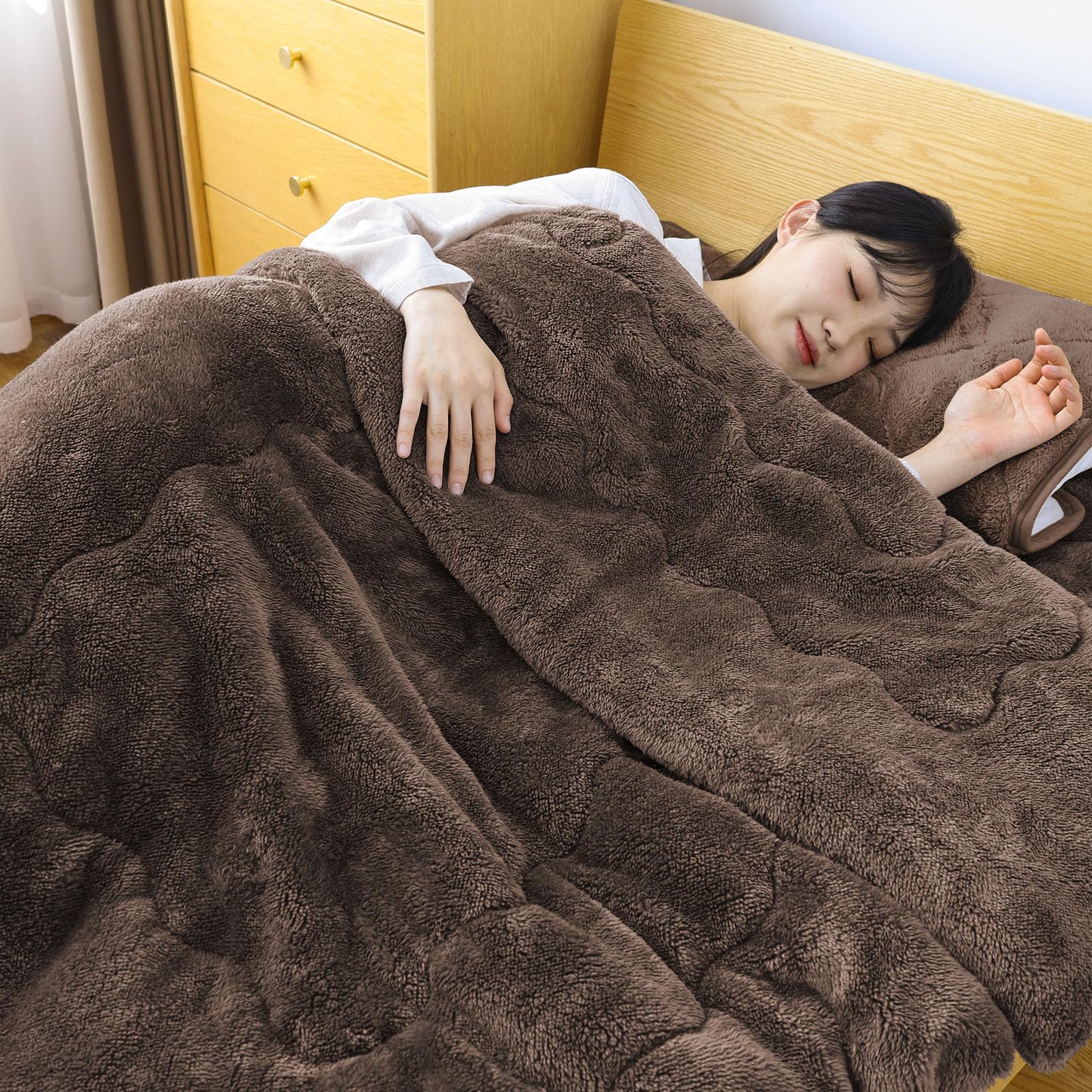 Amazon｜【帝人TEIJINマイティトップ中わた】掛け布団 シングル アルミ