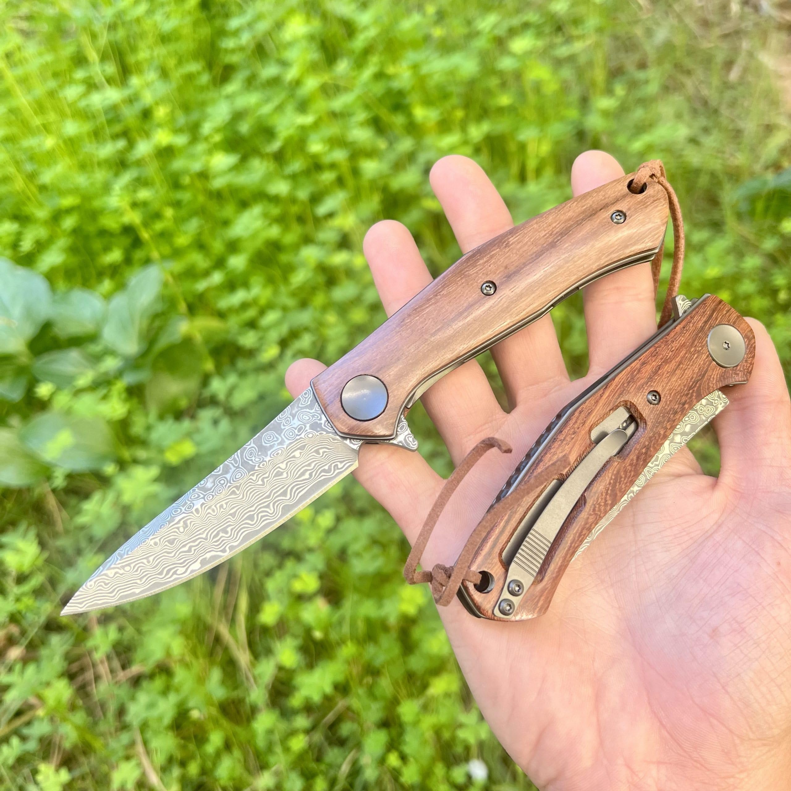 Coltello Pieghevole Tascabile Damasco Lusso Acciaio 67 Strati VG10 Damasco Lama Affilata Manico Legno Collezione Regalo Festa Padre Uomo EDC Pesca Caccia Clip Linerlock Artigianato Suminagash