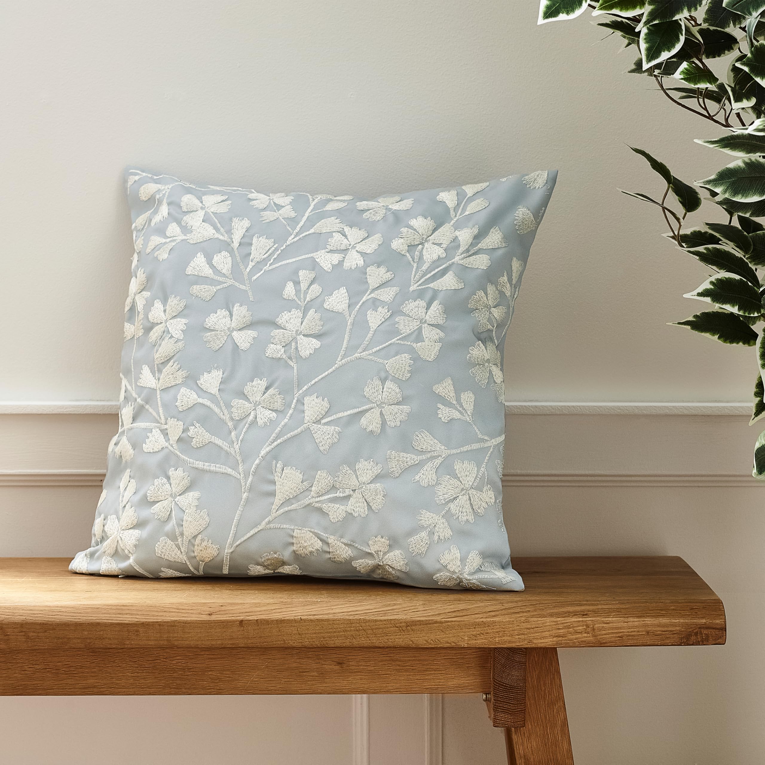 Catherine Lansfield Brooke Floral 45x45 cm Cushion Duck egg Blue