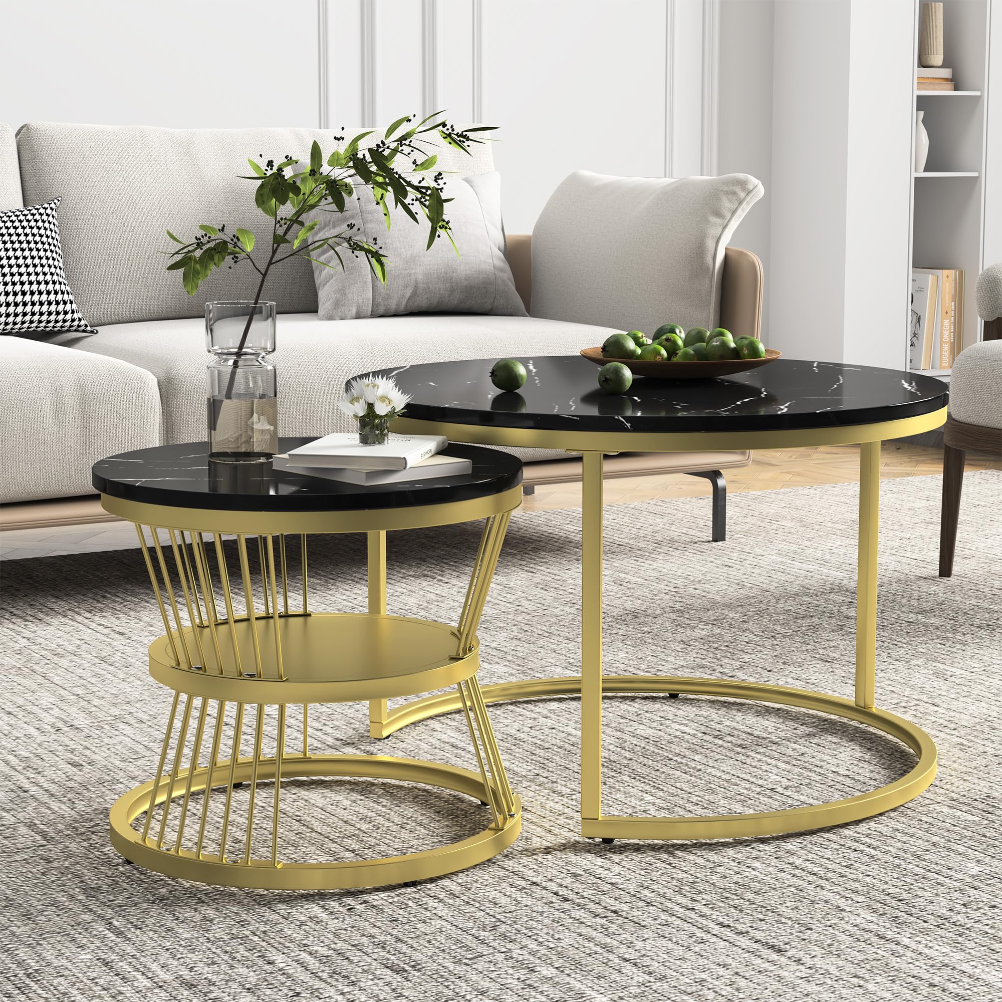 Set 2 Tavolini Rotondi Moderni Con Piano Effetto Marmo Bianco E Struttura Oro, 70 E 45 Cm, Per Soggiorno