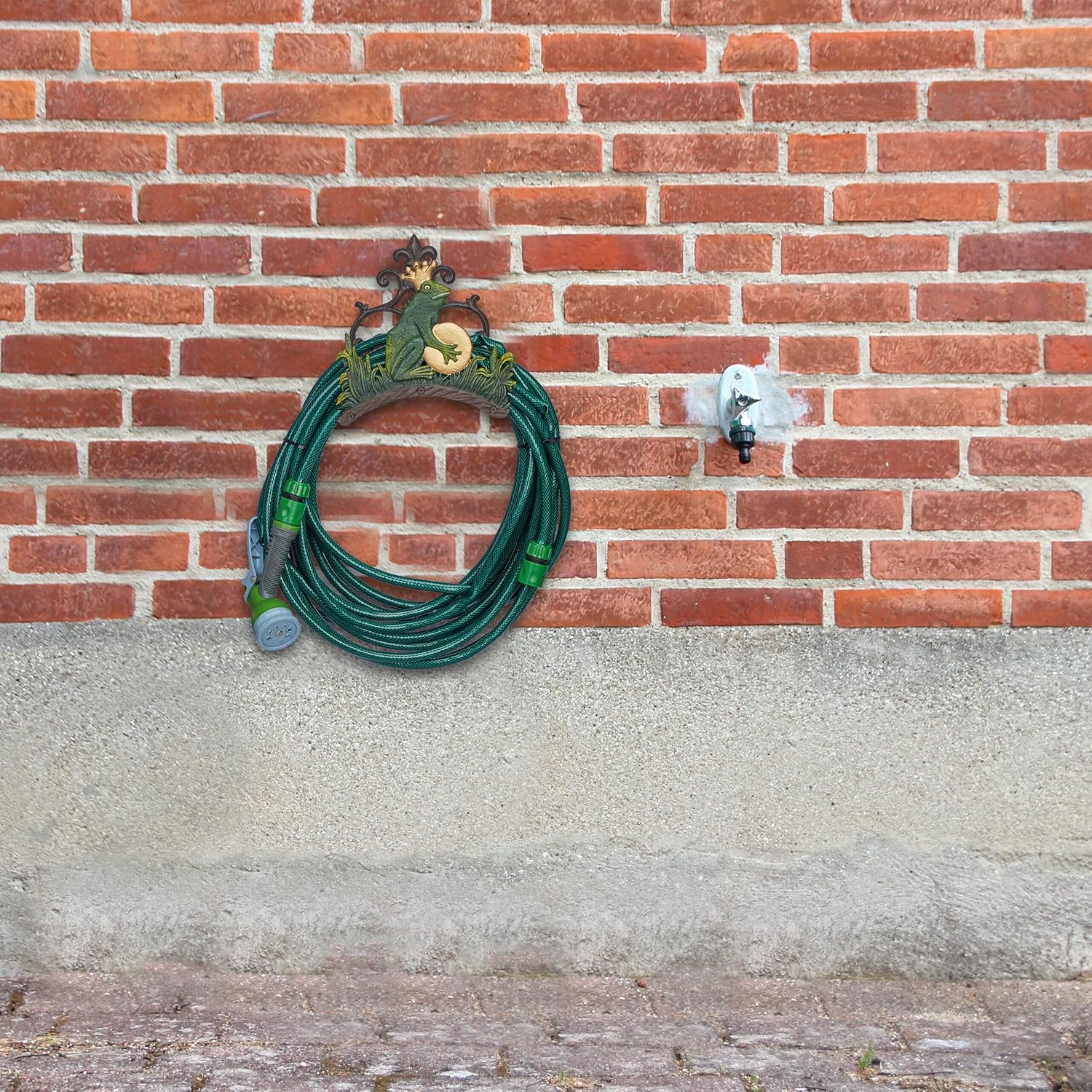 Relaxdays Frog Prince Cast Iron Antique Garden Hose Hanger 23 x 24 x 15 cm Multi-Coloured
