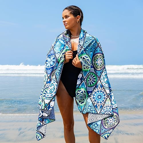 Miniatura 4 de Elite Trend - Toalla de microfibra de viaje y de playa XL, 78 x 35 pulgadas, ligera, de secado rápido, repele la arena, perfecta para nadadores,