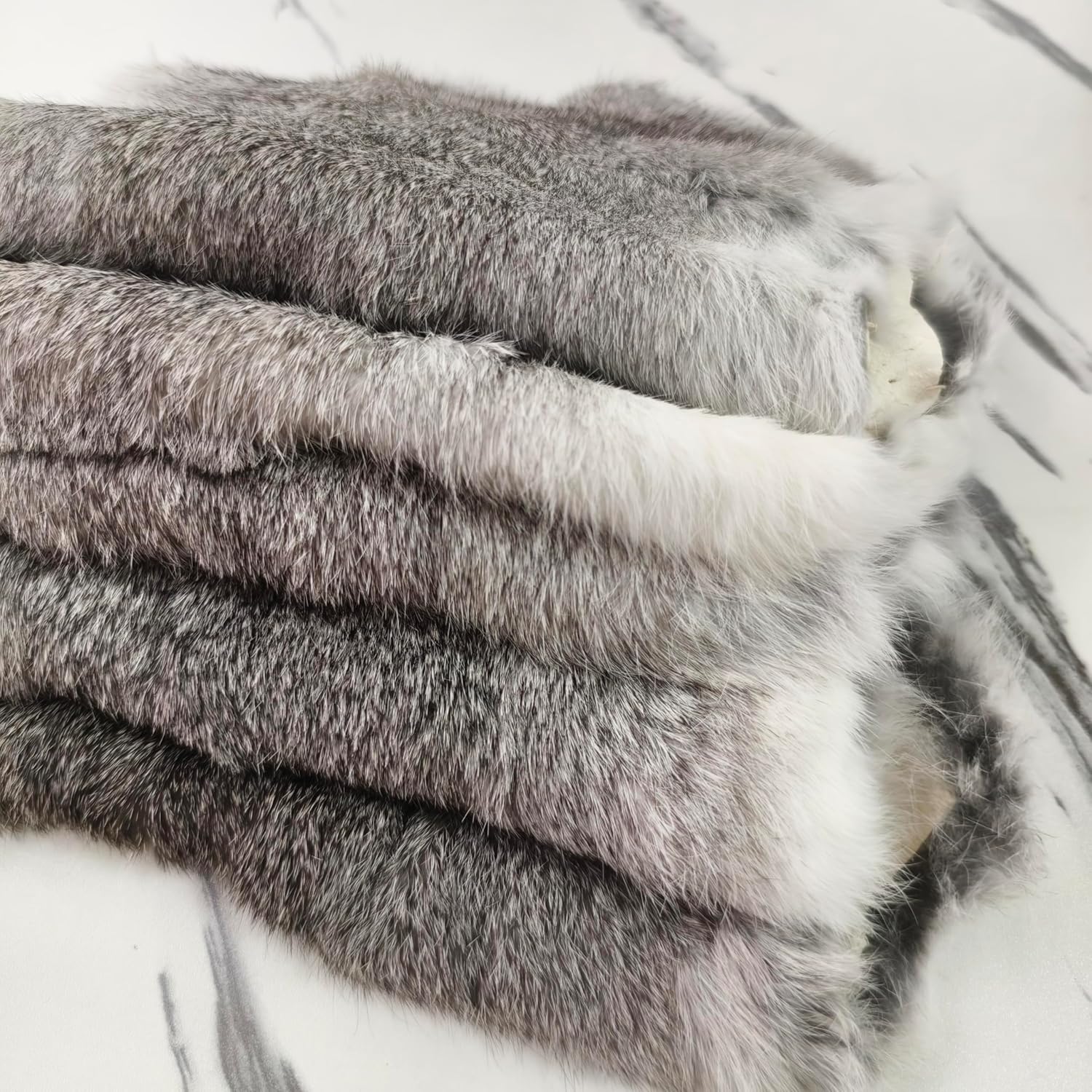 Bulk Craft Rabbit Skin Fur Pelt (5-Pack) - Premium Rabbit Pelts Fur Hide for Decor, Cat/Dog Toys, Sewing & Crafts Natural Grey
