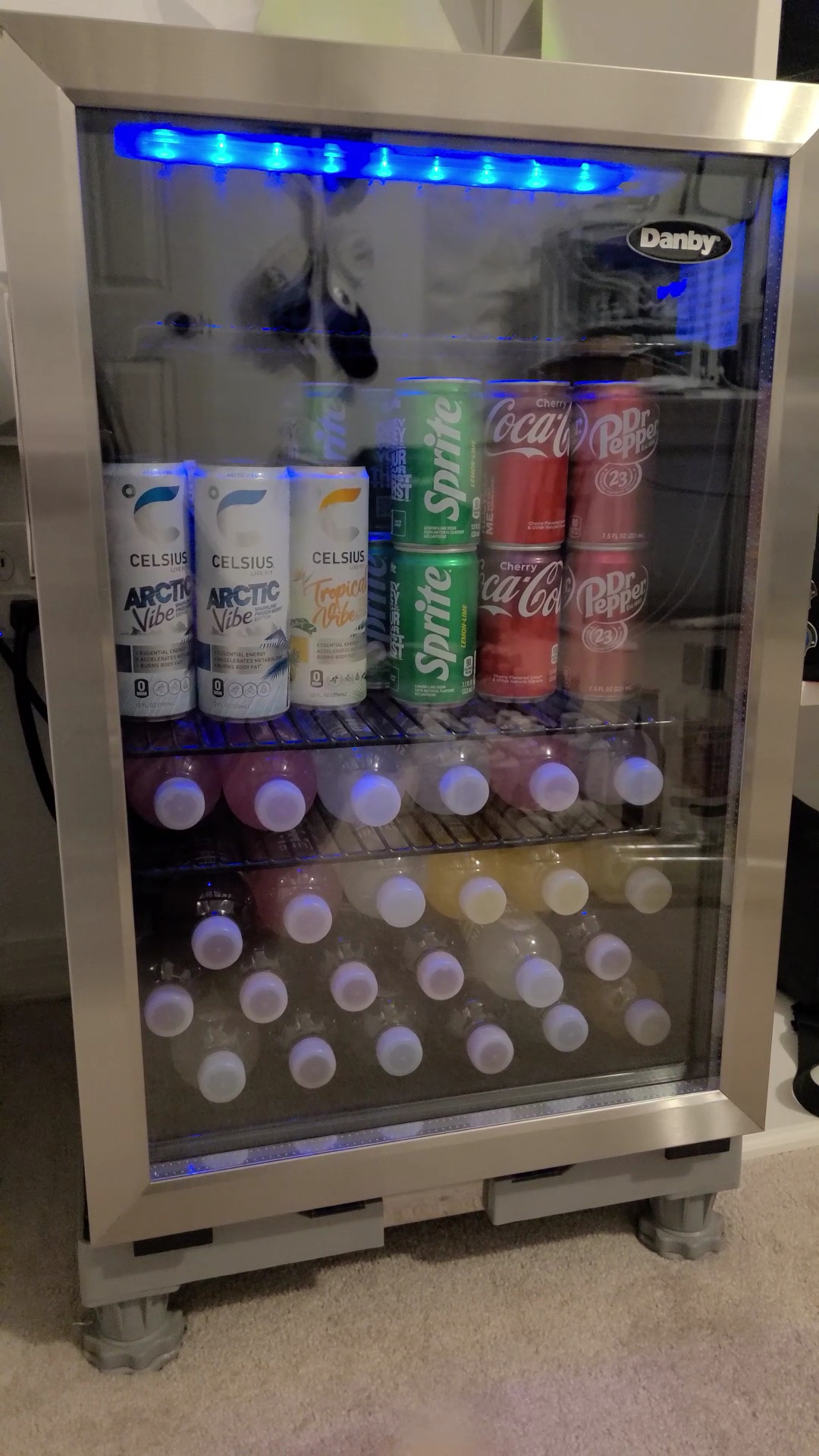 Review of Danby DBC026A1BSSDB 95 Can Beverage Center