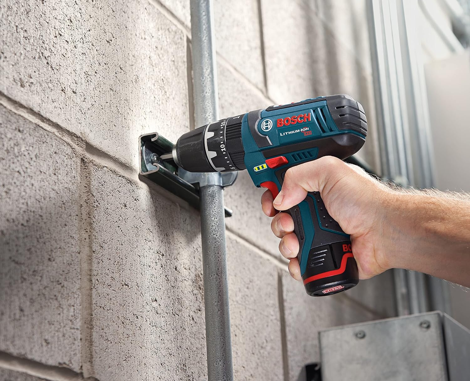 BOSCH PS130-2A 12-Volt Lithium-Ion Ultra-Compact Hammer Drill/Driver Kit, 3/8-Inch , Blue