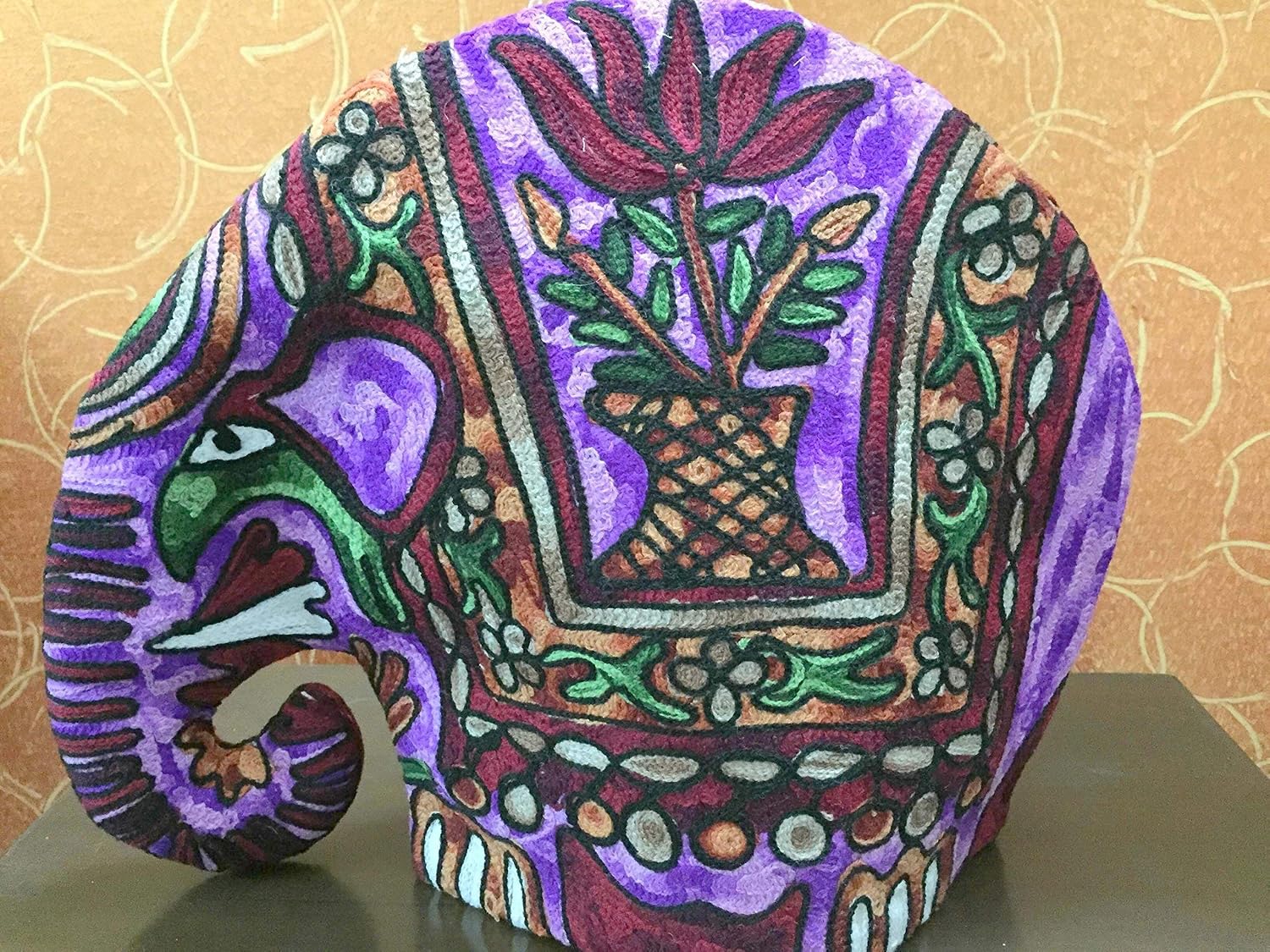 Christmas Gift. Elephant Quilted Tea 