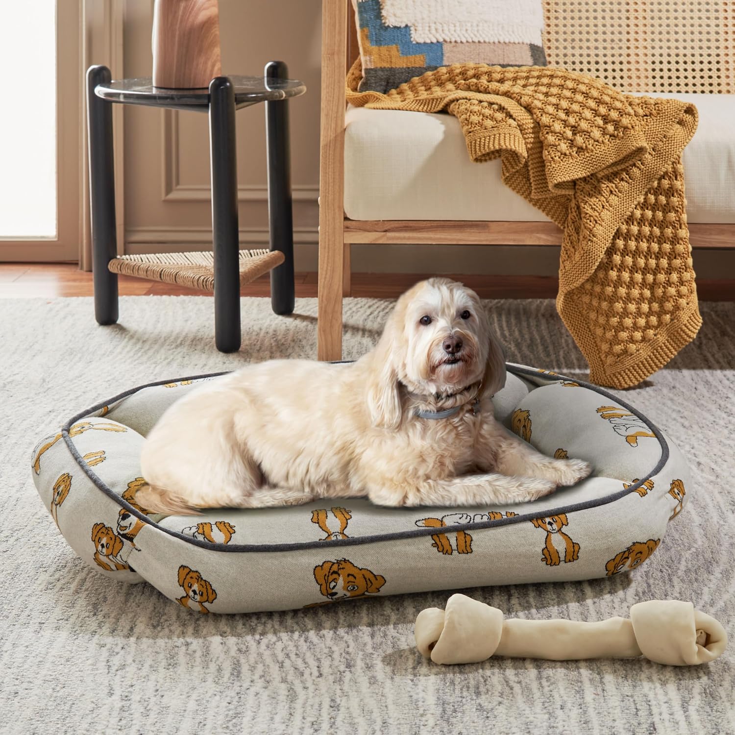 SAFAVIEH Pet Collection Milo Dog Bed