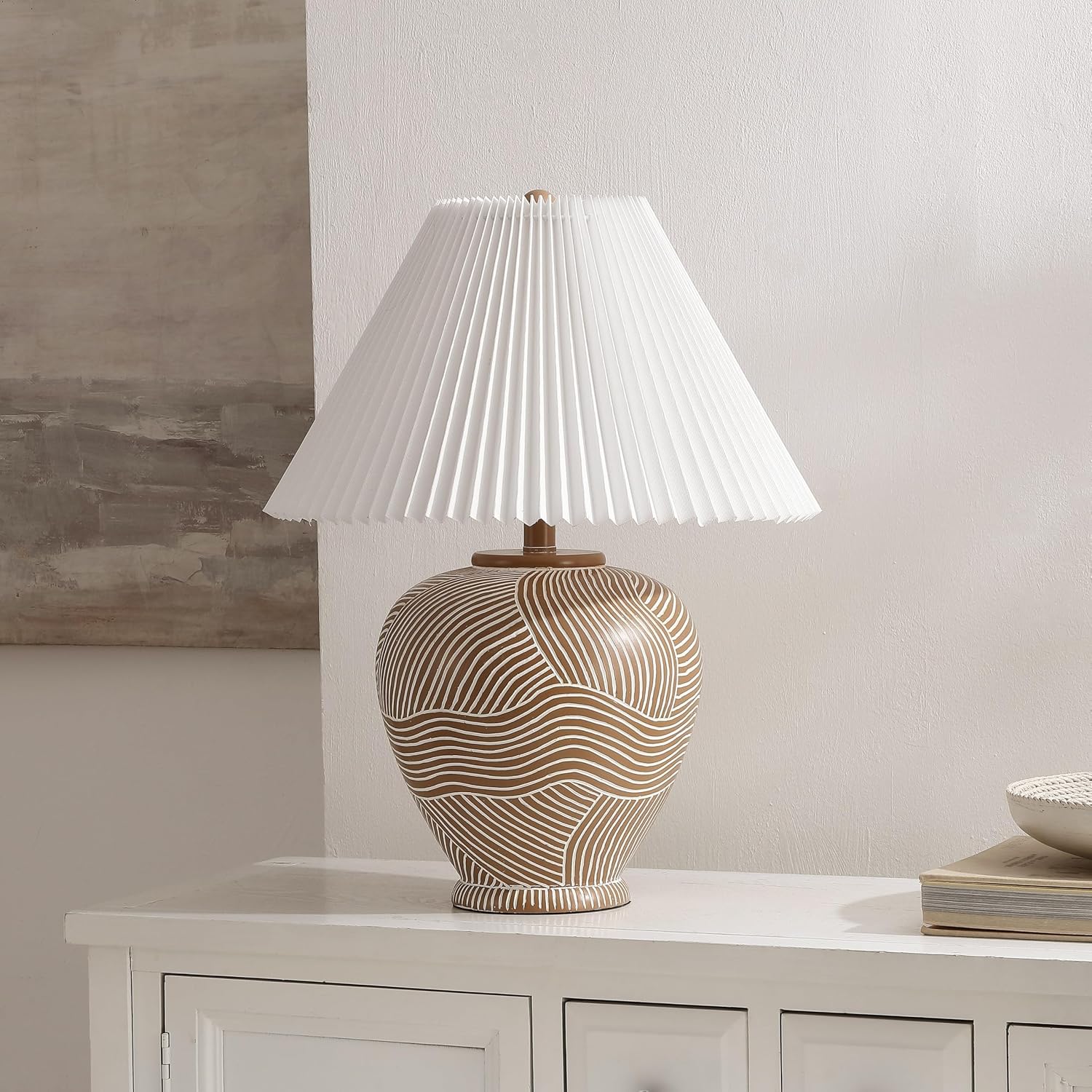 SAFAVIEH Lighting - Claude 22-Inch Table Lamp - Brown & White Abstract Design with Pleated Shade - Ideal for Living Room, Bedroom, Nightstand, Reading Nook, LED Bulb Included (TBL4688A)