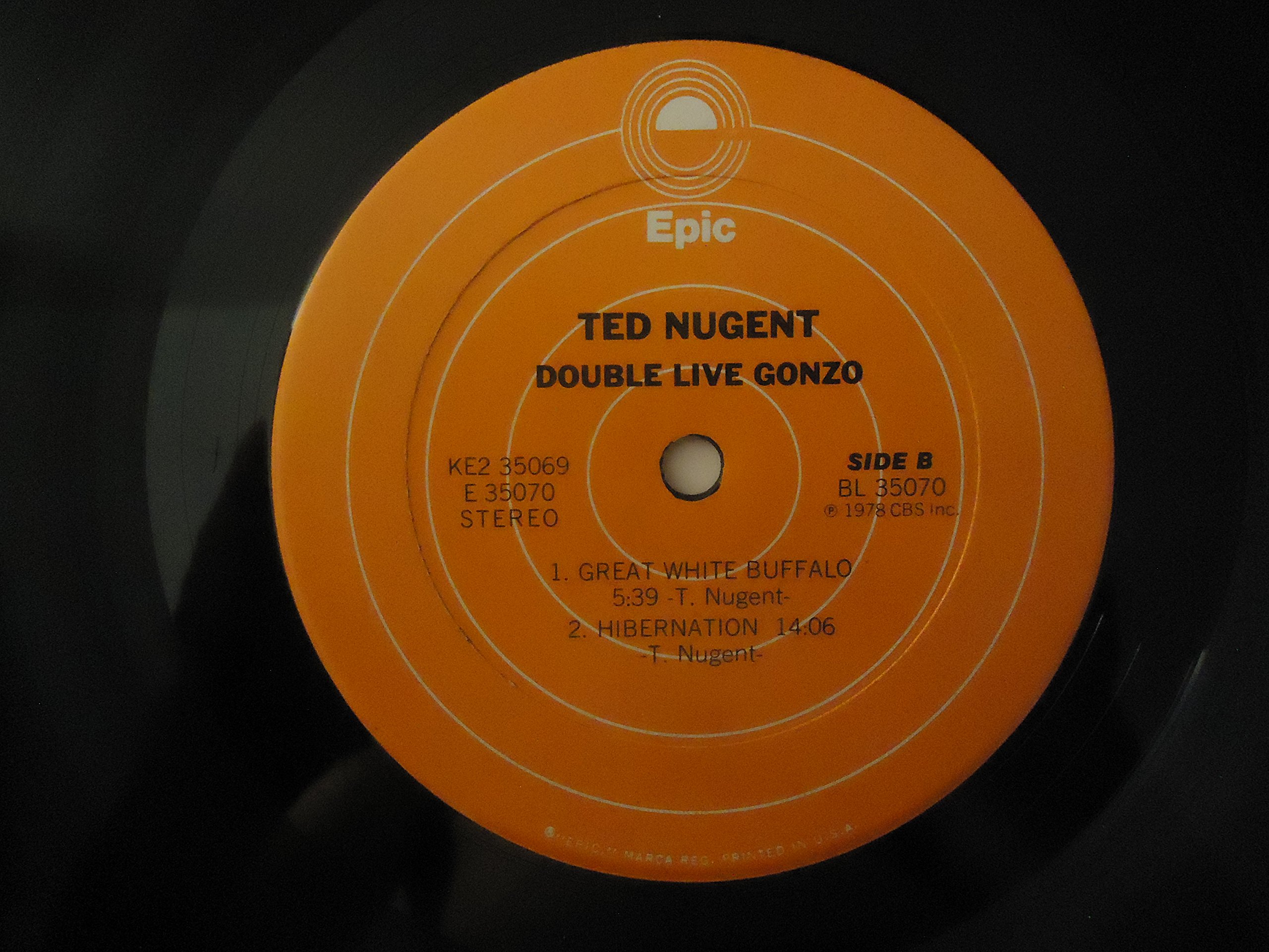 Ted Nugent di Double Live Gonzo. Etichetta: Epic ke2 35069, Epic 35069 formato: 2 – Vinile, LP, Album Country: US Released: 1978 Genre: Rock Style: Hard Rock – VG + +/NM