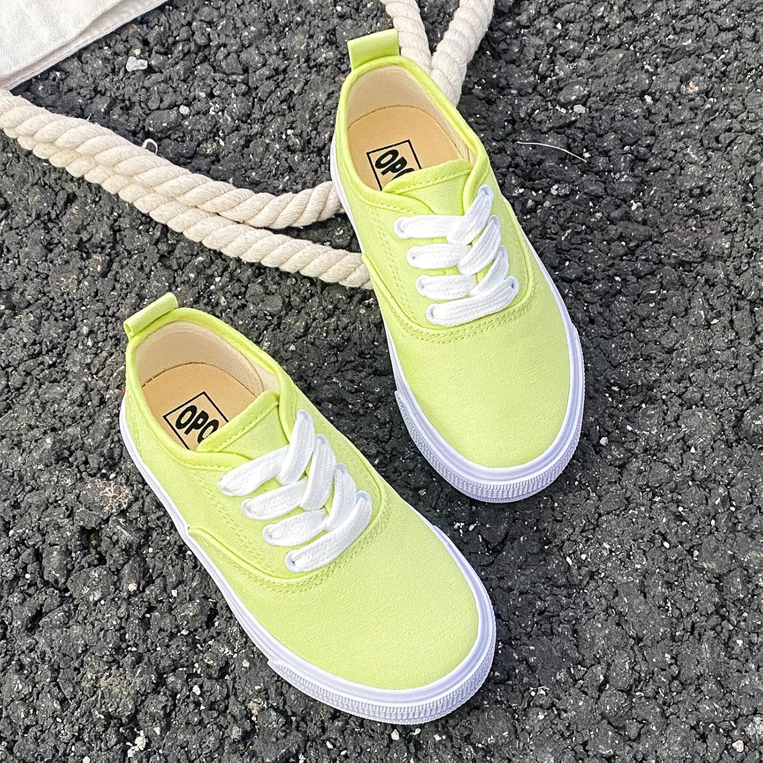 White Boys and Girls Low Top Sports Shoes Lace up Canvas Children's Shoes Comfortable and Lightweight Skateboarding Shoes Toddler Shoes - Image 2