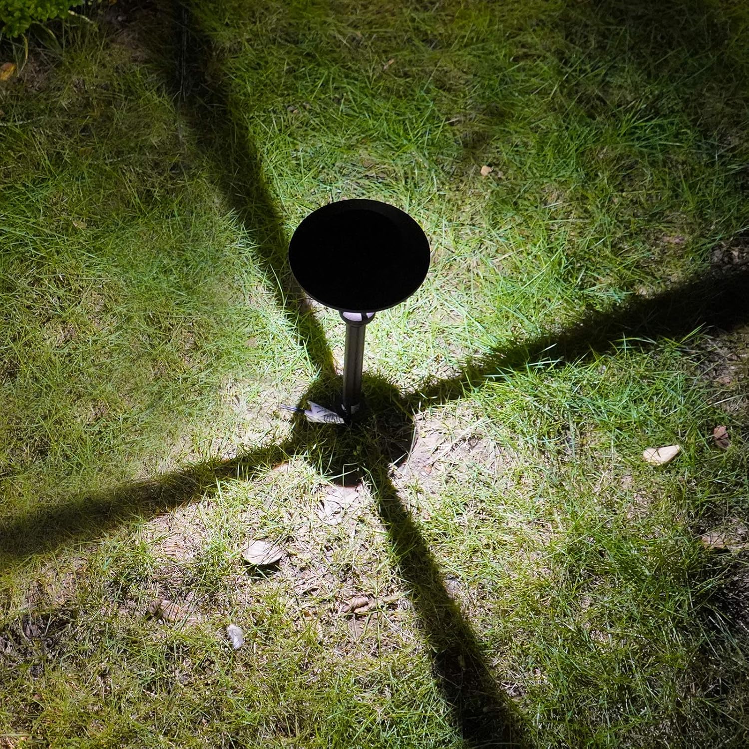 Grеаtеѕt Prоduсt Malibu 1W LED Landscape Lights Low Voltage Waterproof for Garden, Yard, Lawn, Pathway Use (6 Pack with Power Pack)