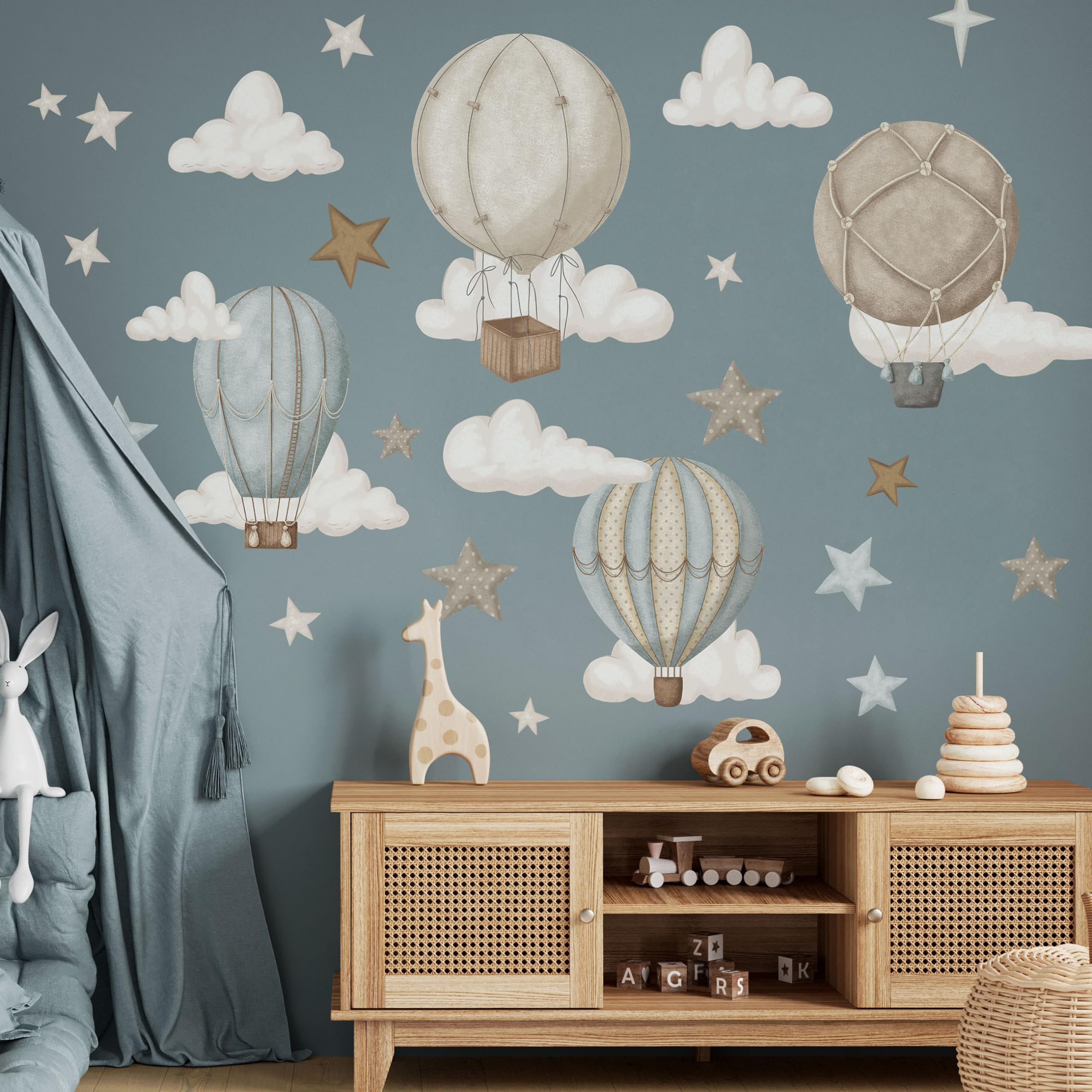 Grands stickers muraux ballons : la solution déco XXL sans peindre la chambre enfant