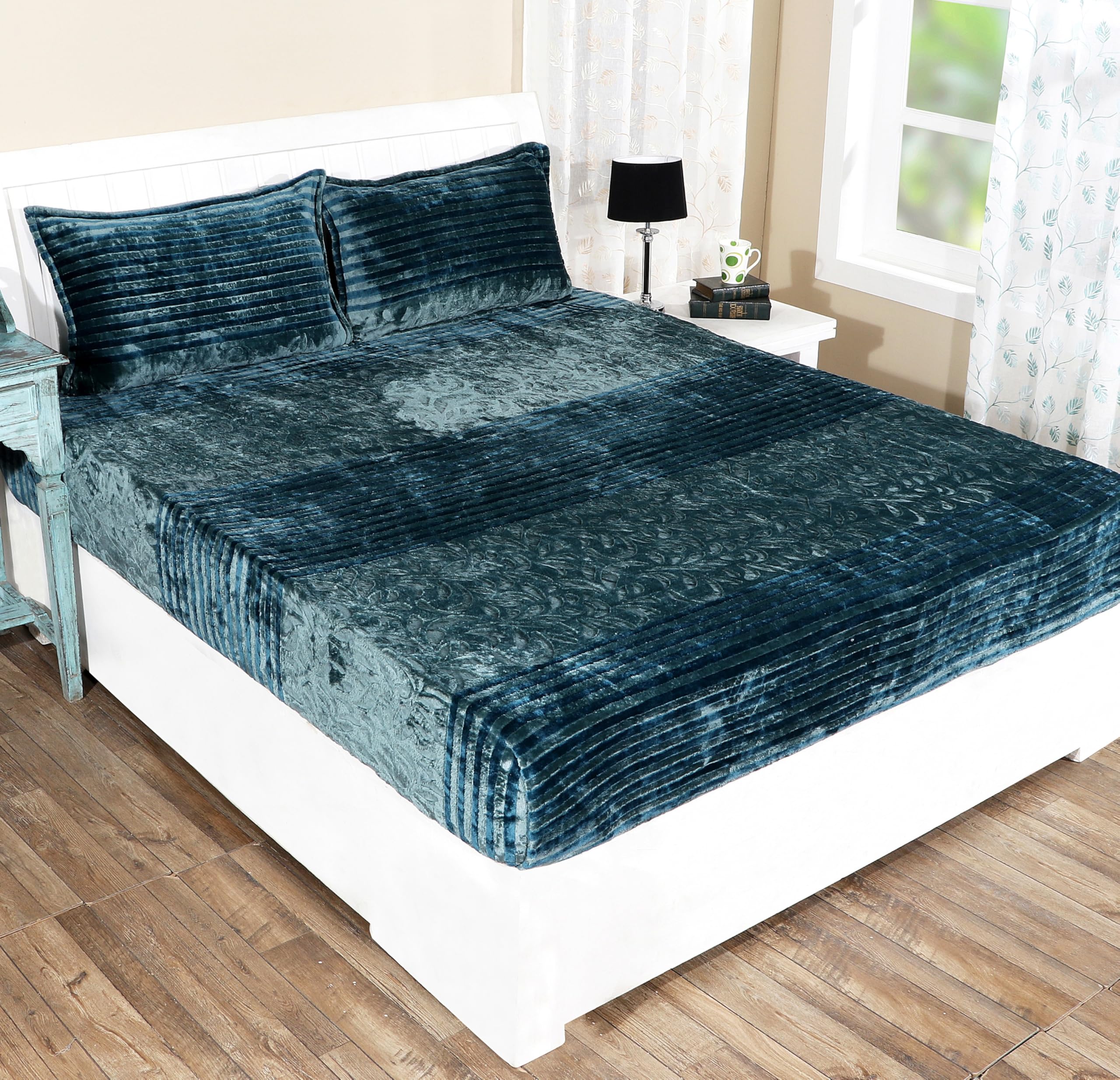 RD TREND Presents Luxurious 300 Gsm Floral Flannel/Warm Emboss King Size(78X72X8 Inch) Elastic Fitted Double Bedsheet Fully Elasticized With 2 Pillow Covers Colour Dark Green (B0CQ4N62MD) Amazon Price History, Amazon Price Tracker
