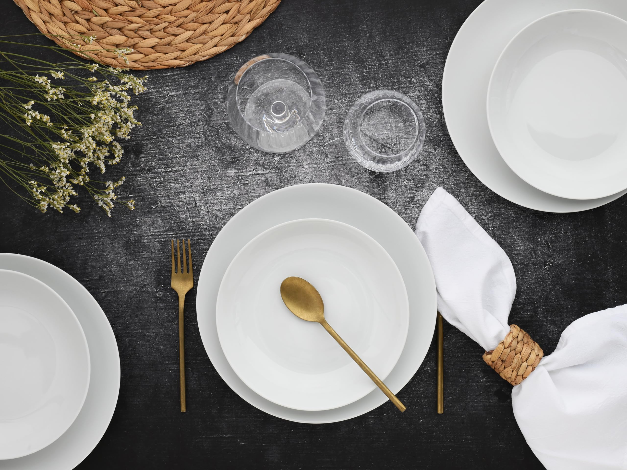 CreaTable, 22700, Serie LUNA weiss, 80-teiliges Geschirrset für 8 Personen, Kombiservice aus Porzellan, spülmaschinen- und mikrowellengeeignet, Qualitätsproduktion