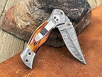 Vista 1 de WINTERFELL Cuchillo de bolsillo de acero de Damasco con mango de hueso de camello quemado con clip para cinturón, cuchillo de regalo personalizado