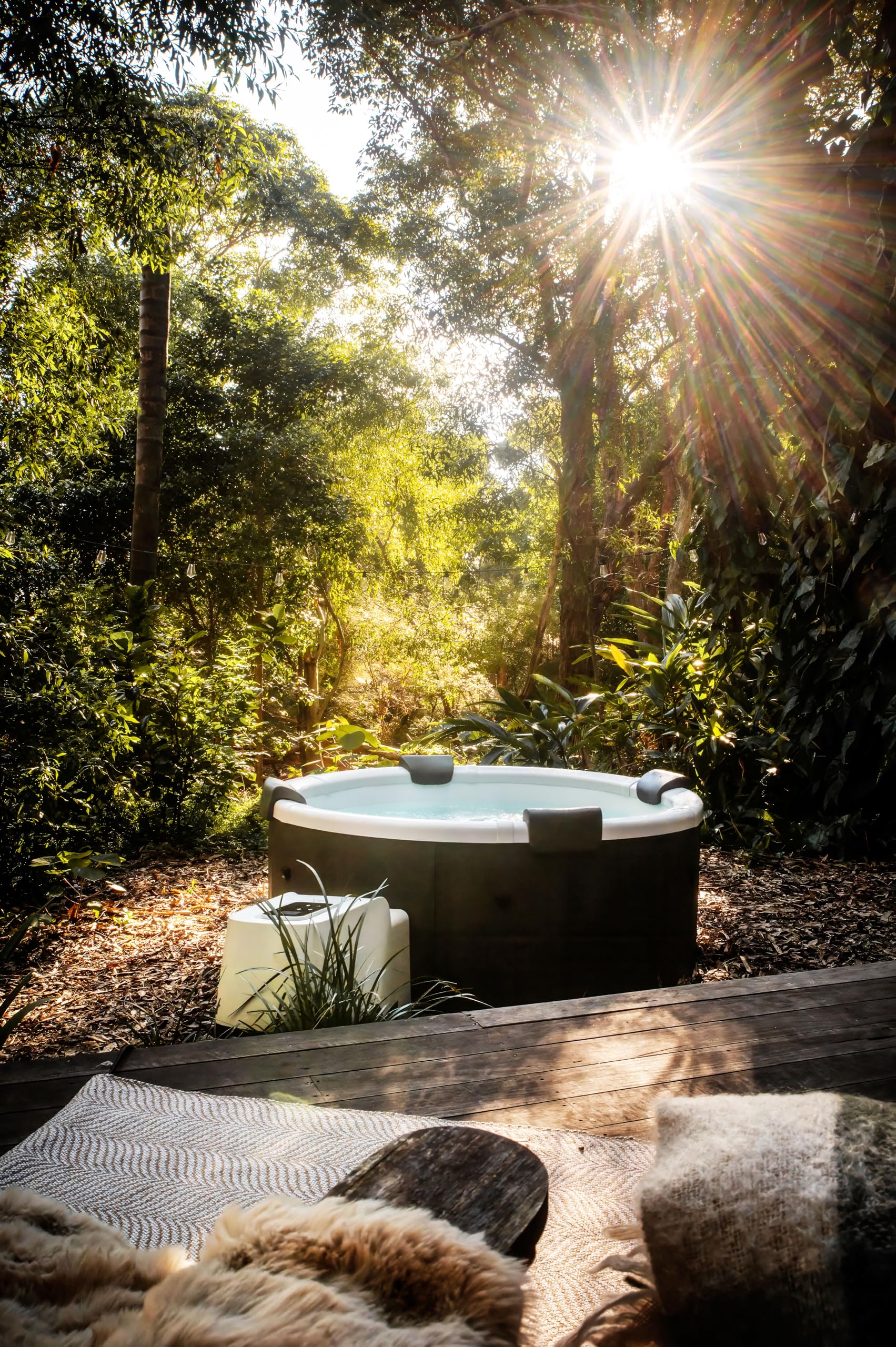 MSpa Whirlpool Denver 180 x 180 x 70 cm - Gonflable pour 6 Personnes avec 130 Jets d'air & 8 Jets d'hydromassage, éclairage LED, Chauffage PTC jusqu'à 40°C, désinfection UVC, Rhino Tech 6