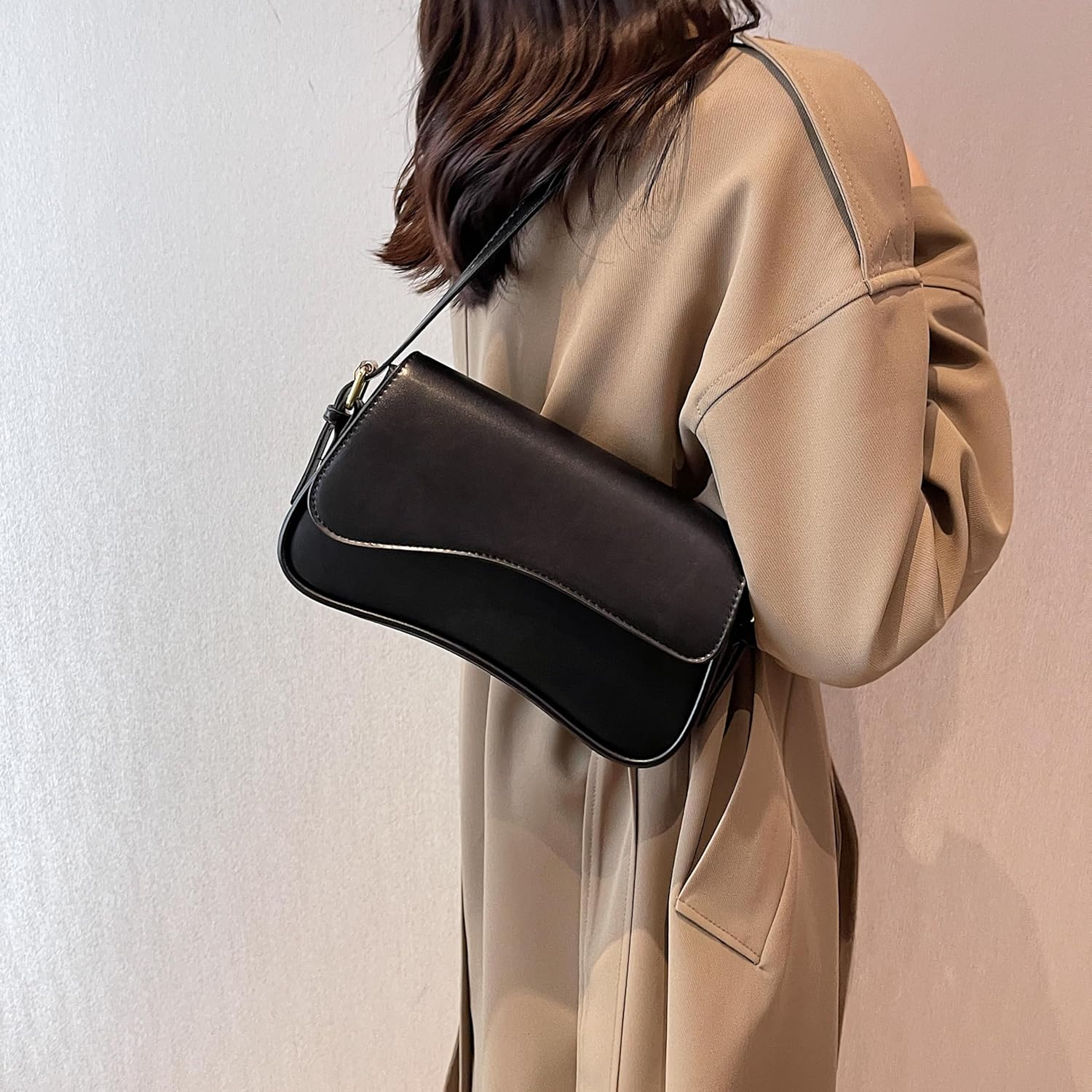 Trendy Y2K Vegan Leather Shoulder Bag for Women - Hobo Handbag, Clutch & Saddle Bag with Removable Strap - Image 5