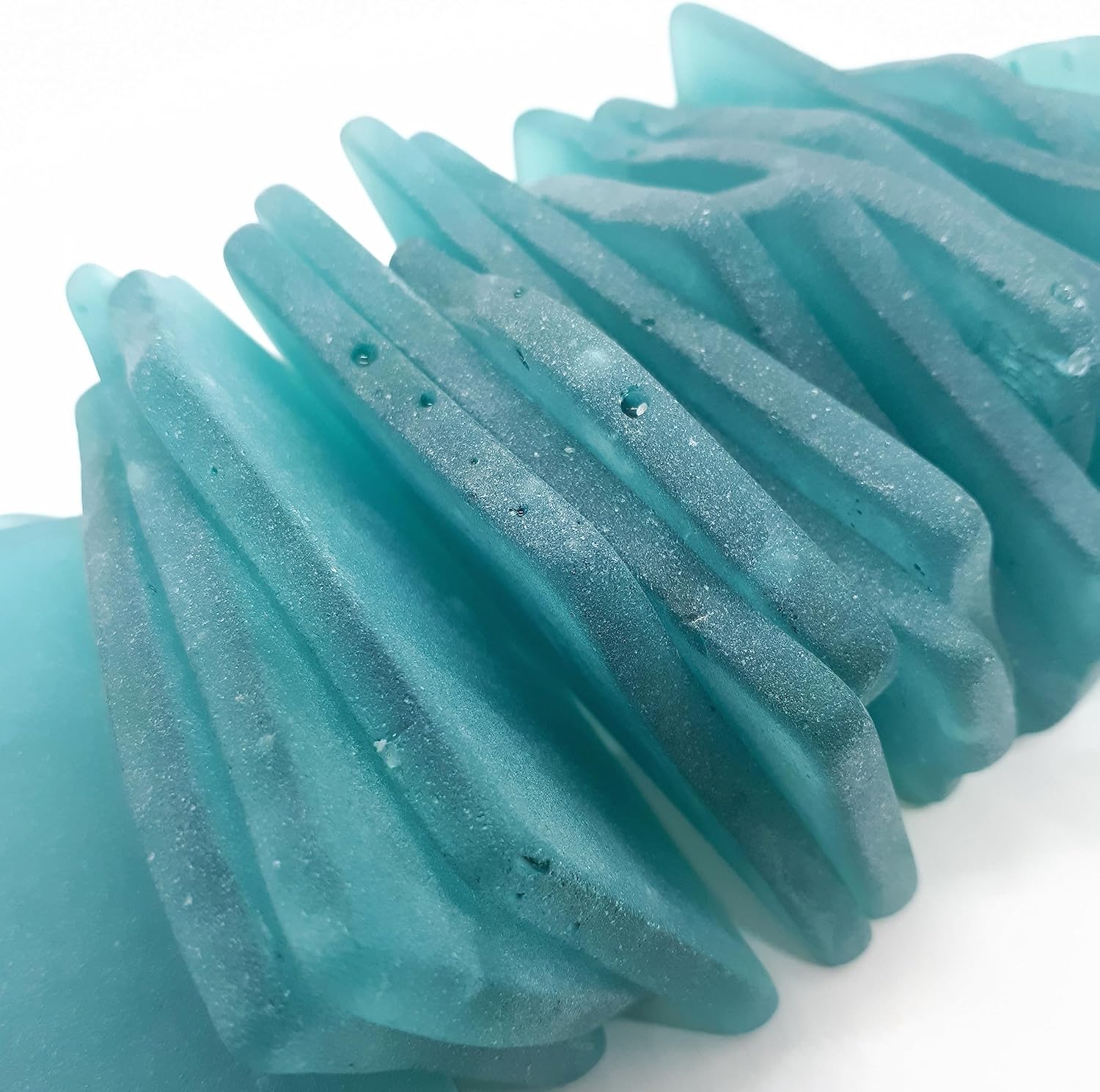 Sea glass place cards - Teal - Irregular shapes