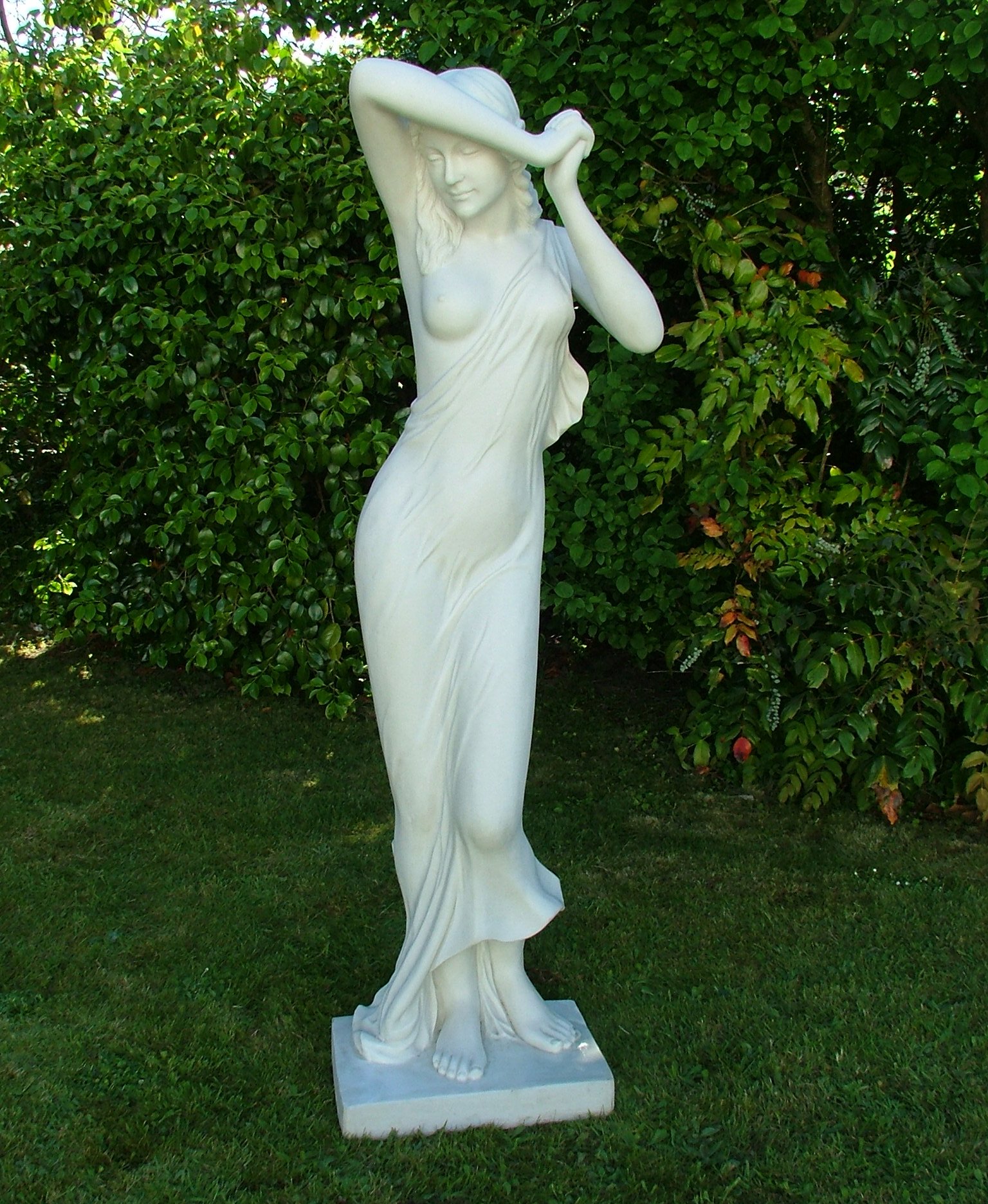 Statues & Sculptures Online White/Off-White Shy Maiden 85Cm Marble Resin Garden Statue