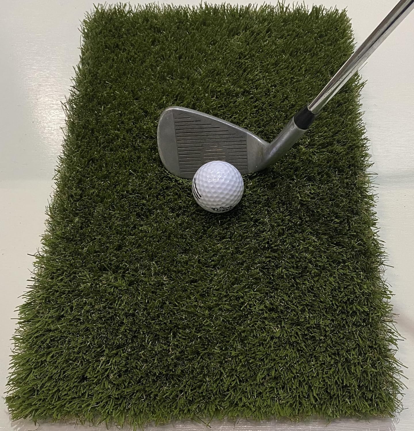 Large Winter Golf Fairway Mat; 400 x 250 Millimetres; Strong Artificial Grass Tee Mat; Spring