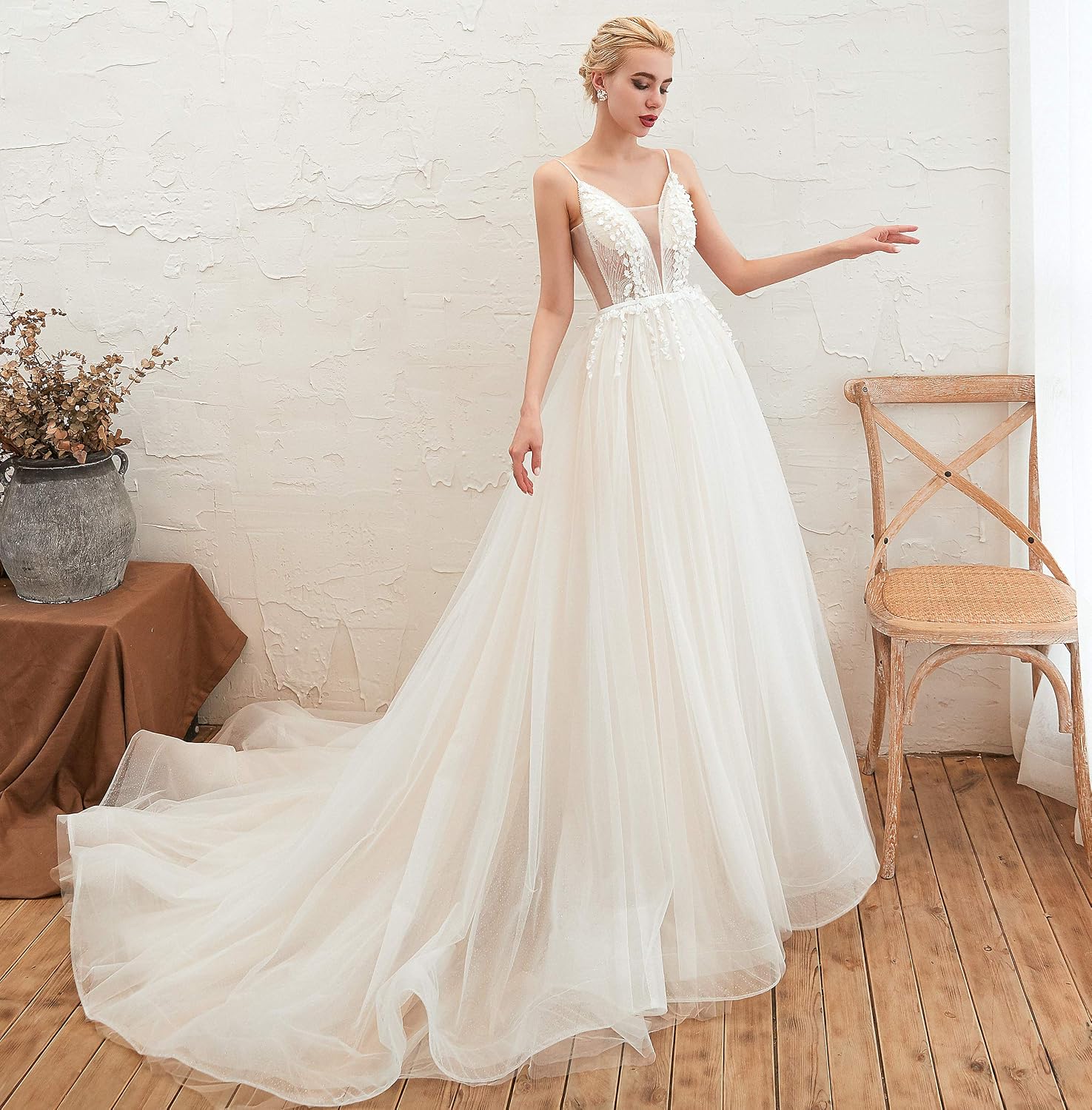Women's Spaghetti Beaded Applique Tulle Beach Wedding Dress