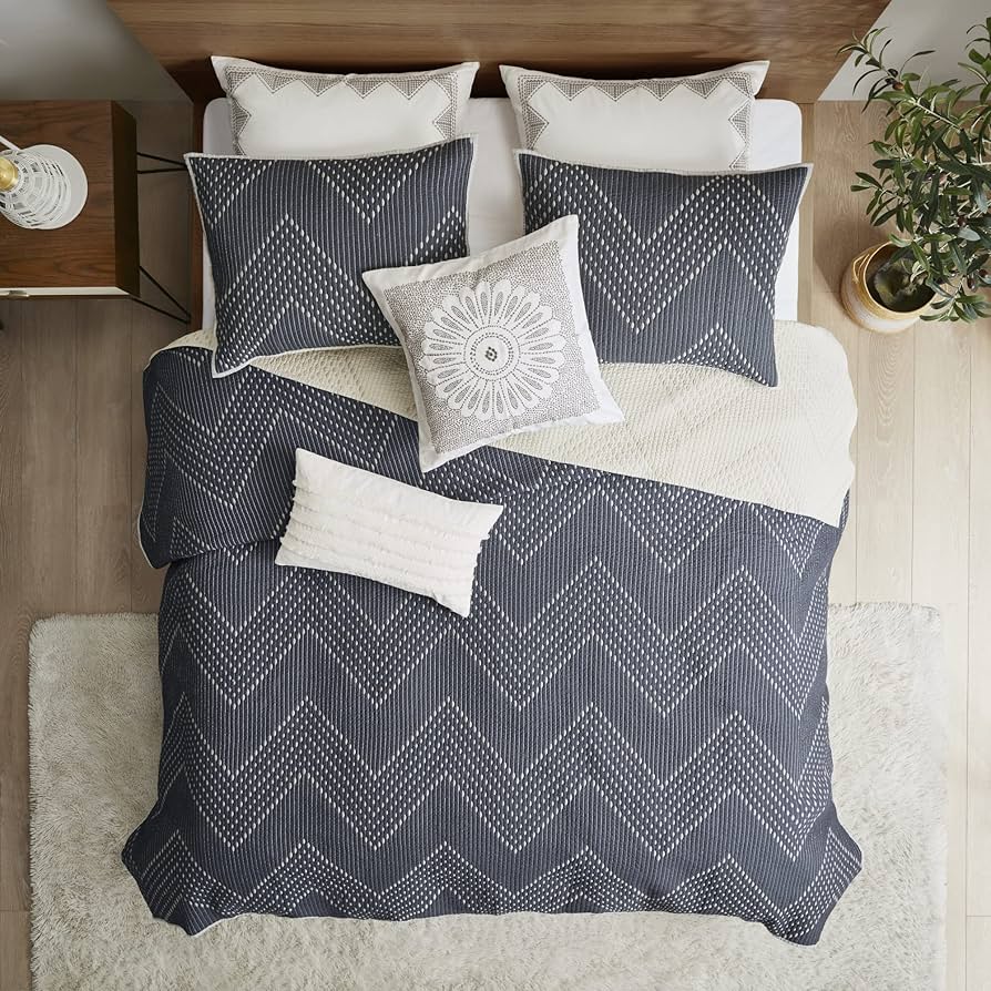 Amazon.com: INK+IVY Reversible Cotton Quilt Set - Trendy