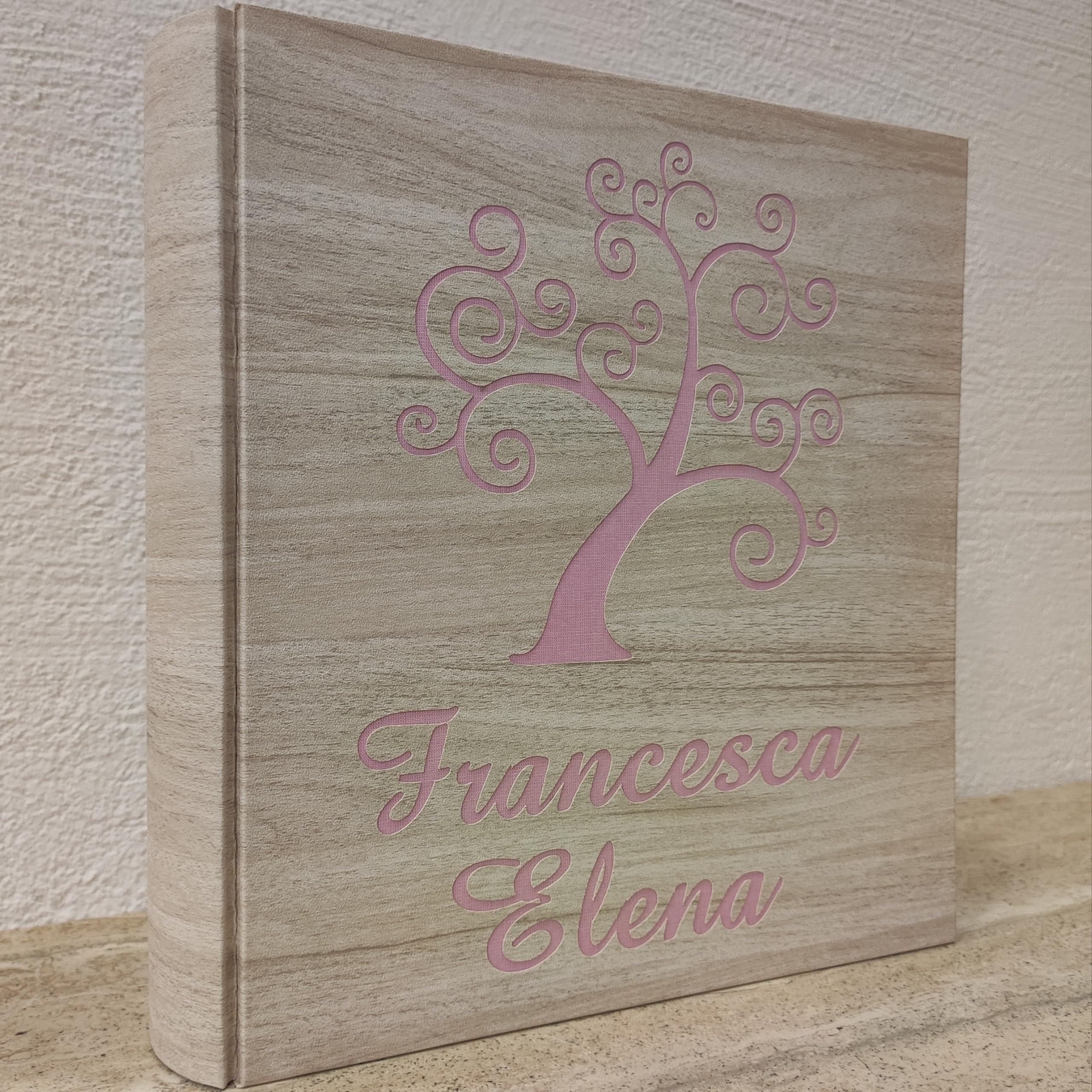 Album fotografico PRIMA COMUNIONE CON NOME E ALBERO DELLA VITA INCISI PERSONALIZZABILE A TUA SCELTA regalo originale Prima Comunione Cresima colori personalizzabili