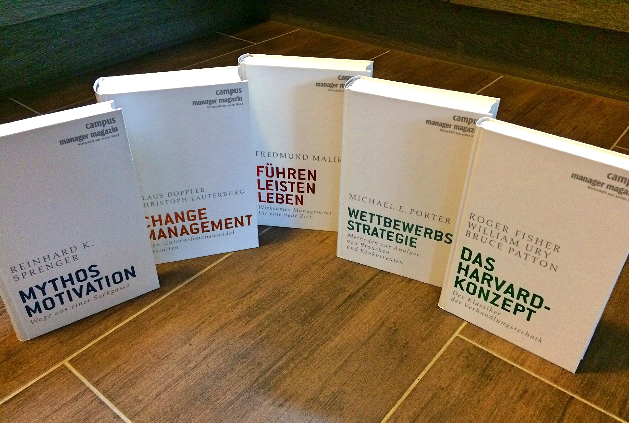 Führungsklassiker: Mythos Motivation; Führen, leisten, leben; Wettbewerbsstrategie; Change Management; Das Harvard-Konzept