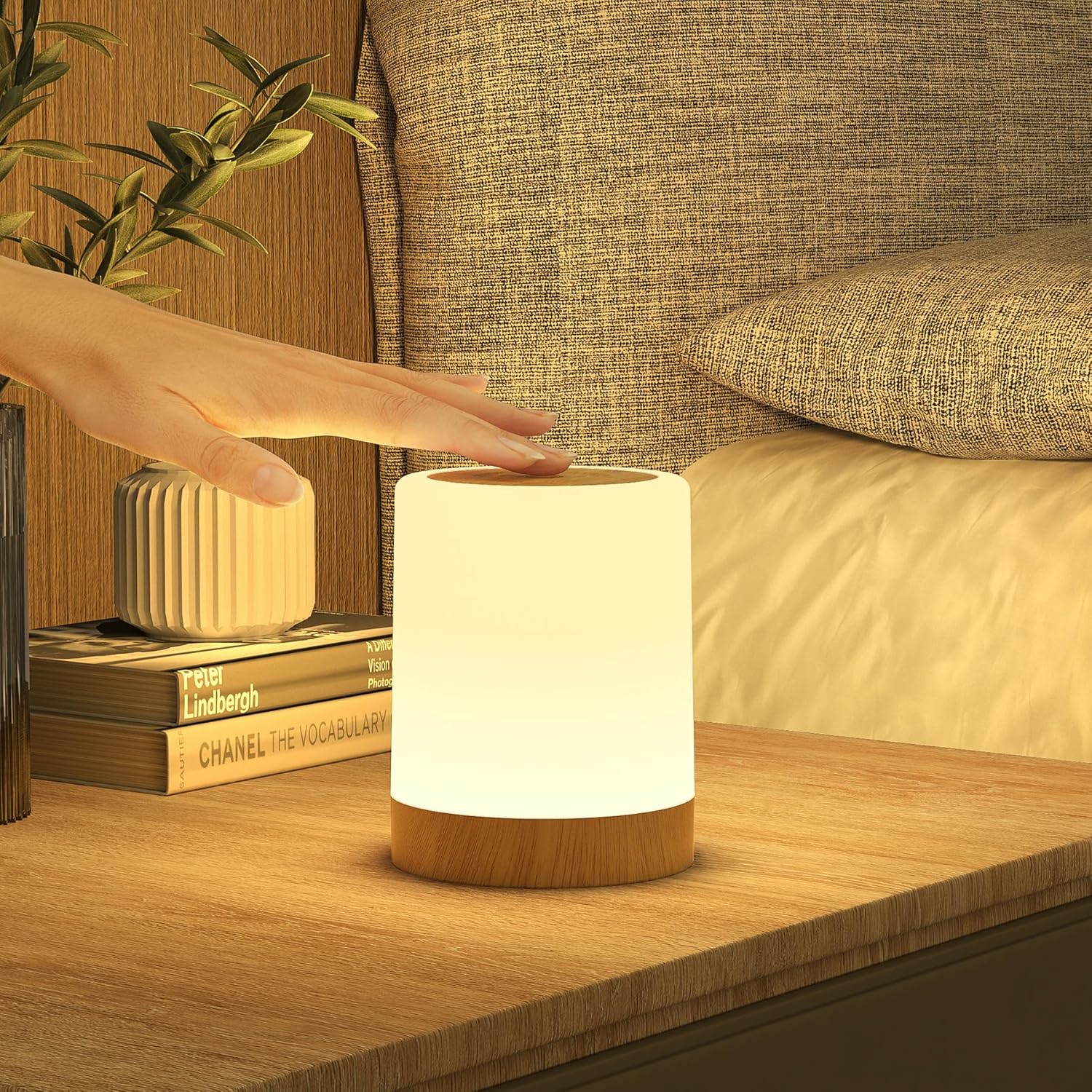 LED Touch Dimmable Bedside Lamp, 256 RGB Colours, 3 Modes, Night Light Children USB Rechargeable, Timing & Memory Function, Wood Grain Table Lamp Wireless for Decoration Bedroom Living Room