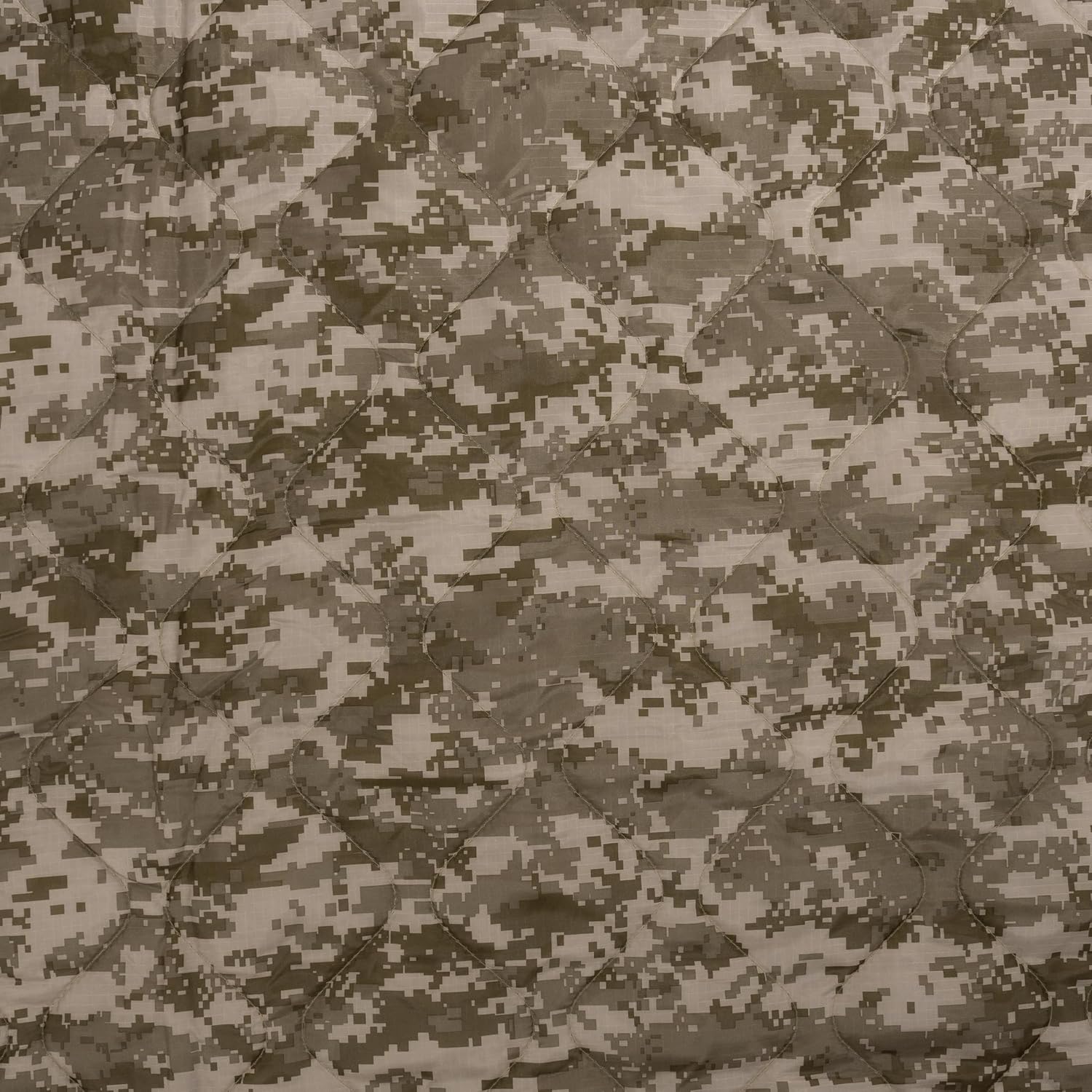 Rothco Camo Woobie Poncho Liner – Outdoor Quilted Camp Blanket Essential Field Gear
