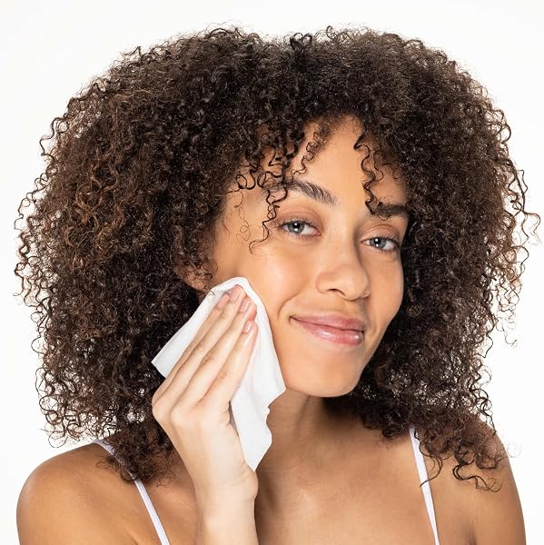 Neutrogena Makeup Remover Wipes, Daily Single Face Cleansing Towelettes, Makeup Removing Cleansing Wipes Removes Dirt & Oil, Alcohol-Free Face Towelettes, 20 ct - 4