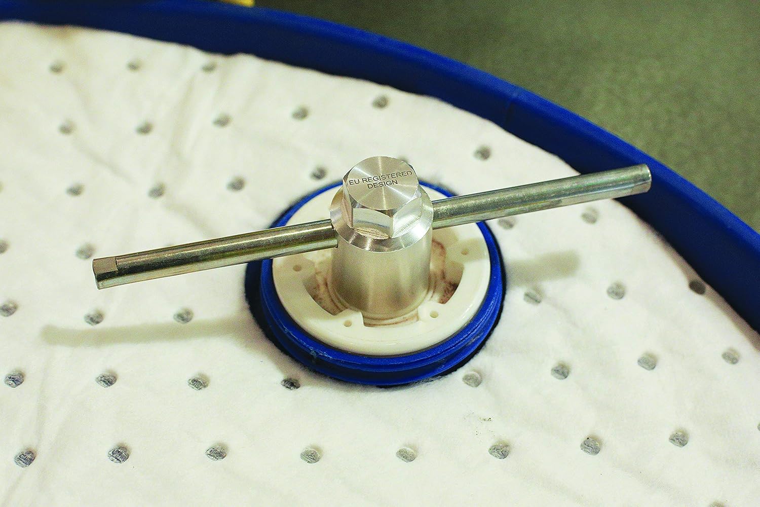 Laser Tools 7719 Drain Bung Tool for AdBlue Tank HGV 26mm