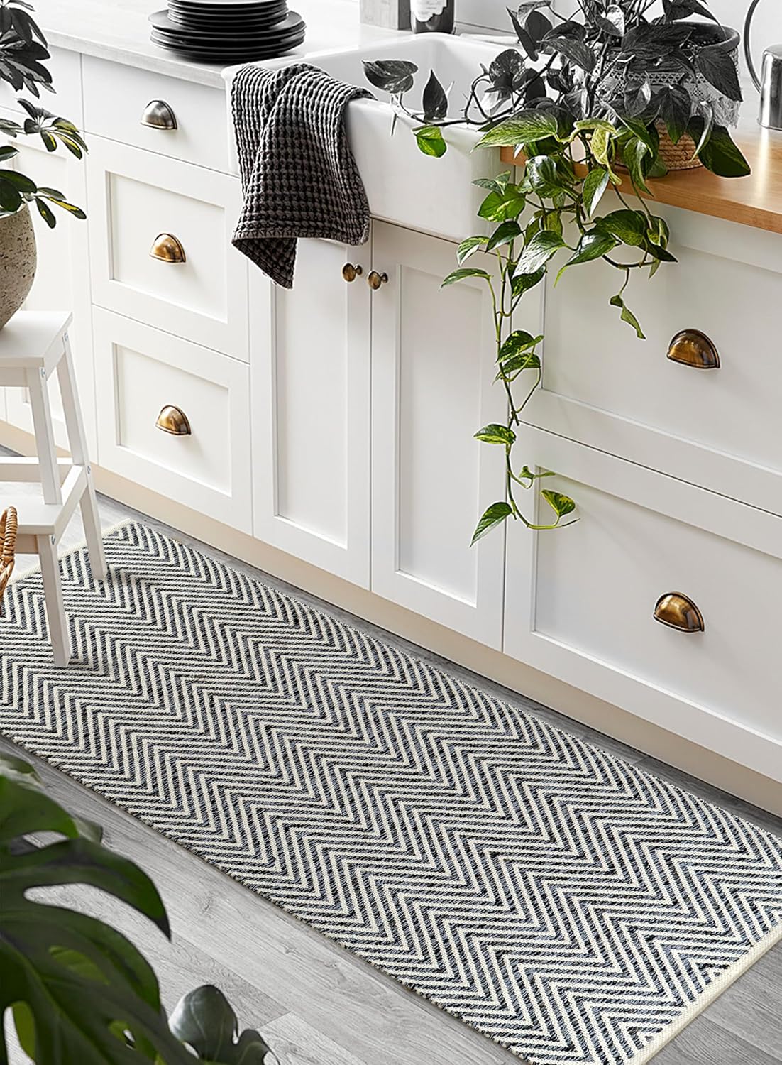 Cotton Chevron Hand Woven Area Runner Rug 2x6 Feet - Charcoal, Farmhouse Decorative Floor Runners Ideal for Hallways, Kitchen, Bedroom | Nursery Durable Geometric Reversible Living Space Patio Mats