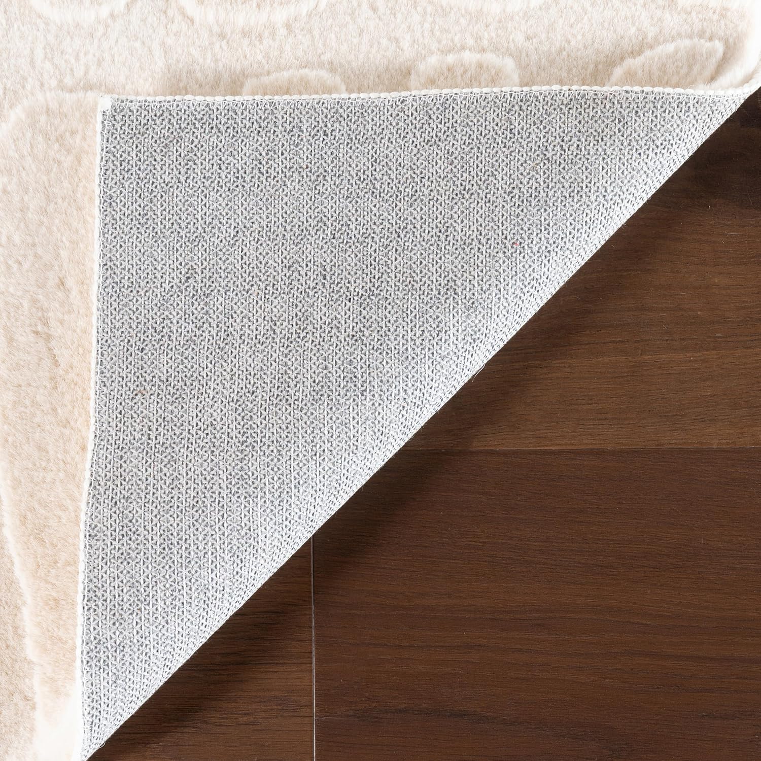 Nuloom Tavina Solid 5' x 8' Machine Washable Area Rug for Living Room Bedroom Dining Room, Sand
