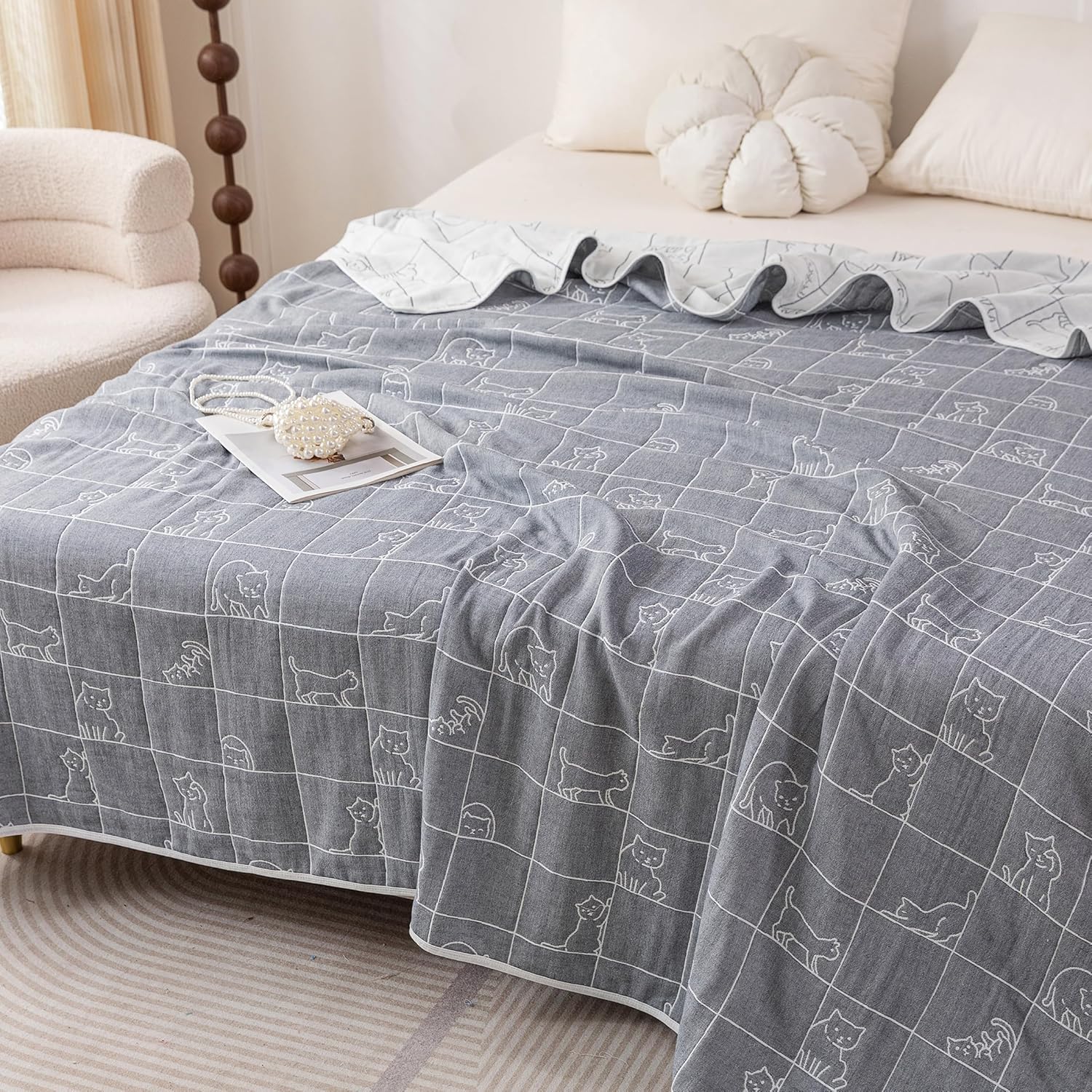 J-pinno Kitty Cat in Grid Muslin Blanket 100% Cotton 6 Layer Quilt Bed Blanket Soft Warm Throw Sofa Couch Kids Boys Girls Gift Blanket Travel Cover Sheet (Cats Gray, Full 70" X 82")