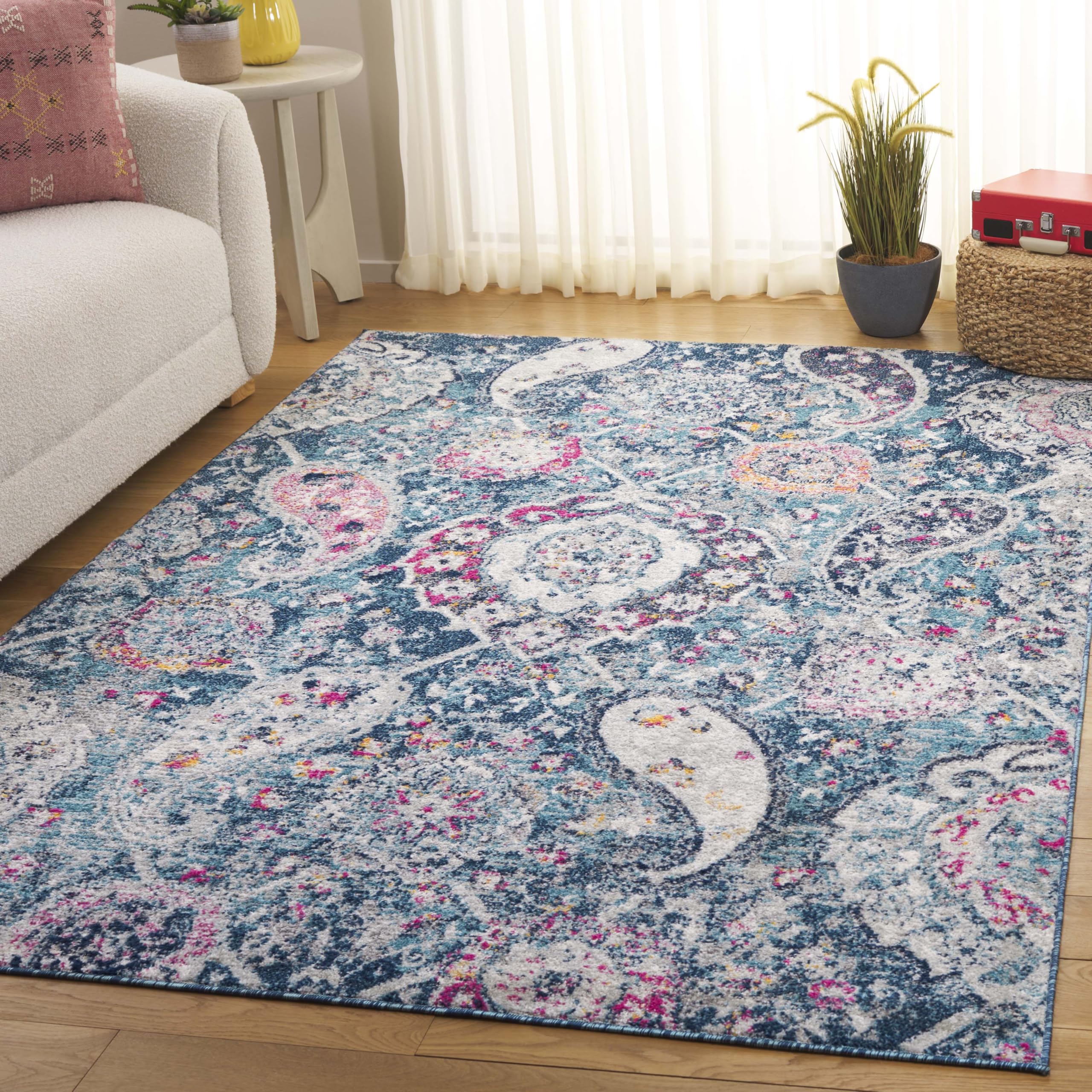 SAFAVIEH Madison Collection Area Rug - 5'3" x 7'6", Blue & Grey, Boho Chic Glam Paisley Design, Non-Shedding & Easy Care, Ideal for High Traffic Areas