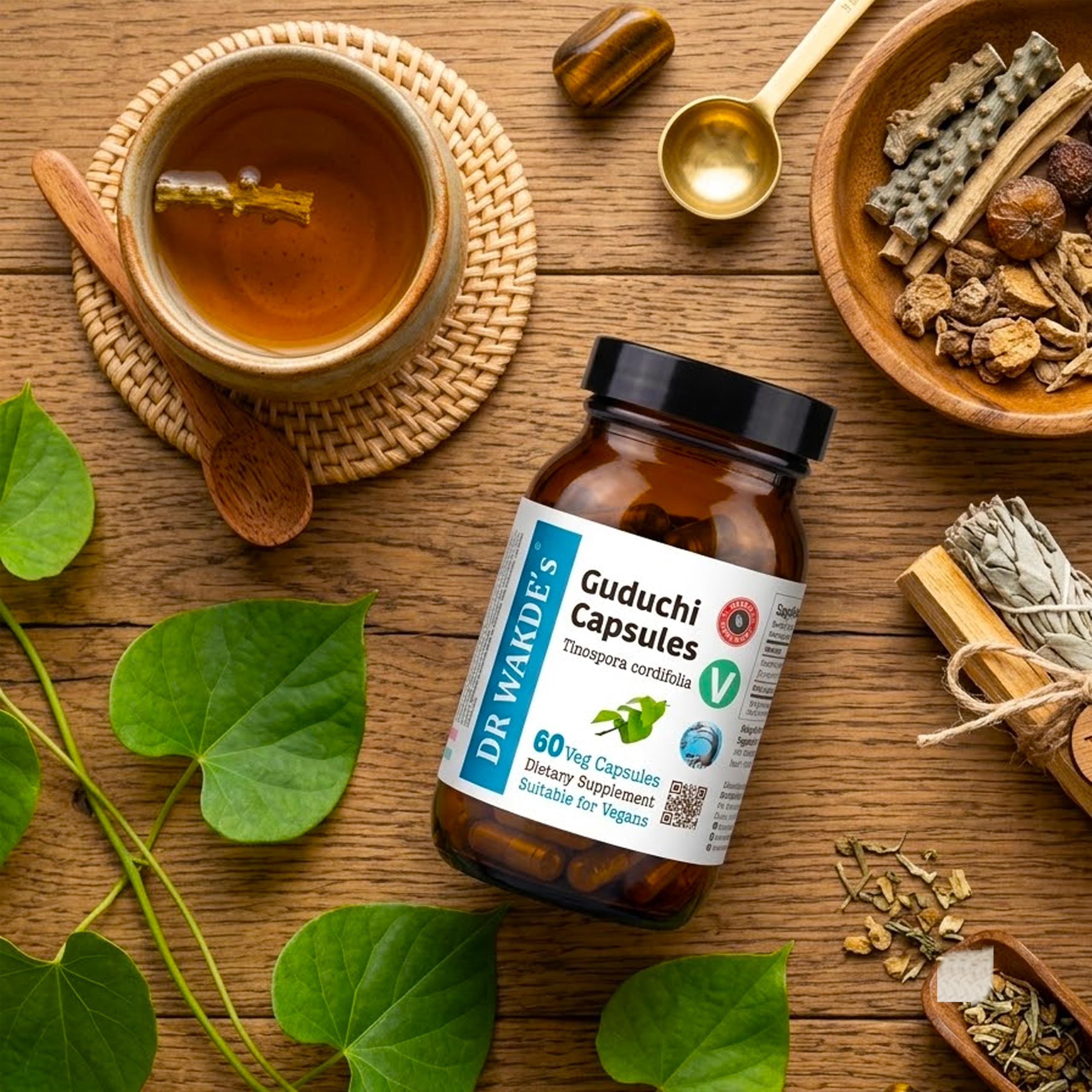 DR WAKDE'S Guduchi Kapseln – Giloy (Tinospora cordifolia) 500 mg | 60 Vegane Kapseln | Immunsystem & Wohlbefinden | 100% Reines Ayurvedisches Kräuterpulver | Ohne Zusatzstoffe | Vegan & Vegetarisch