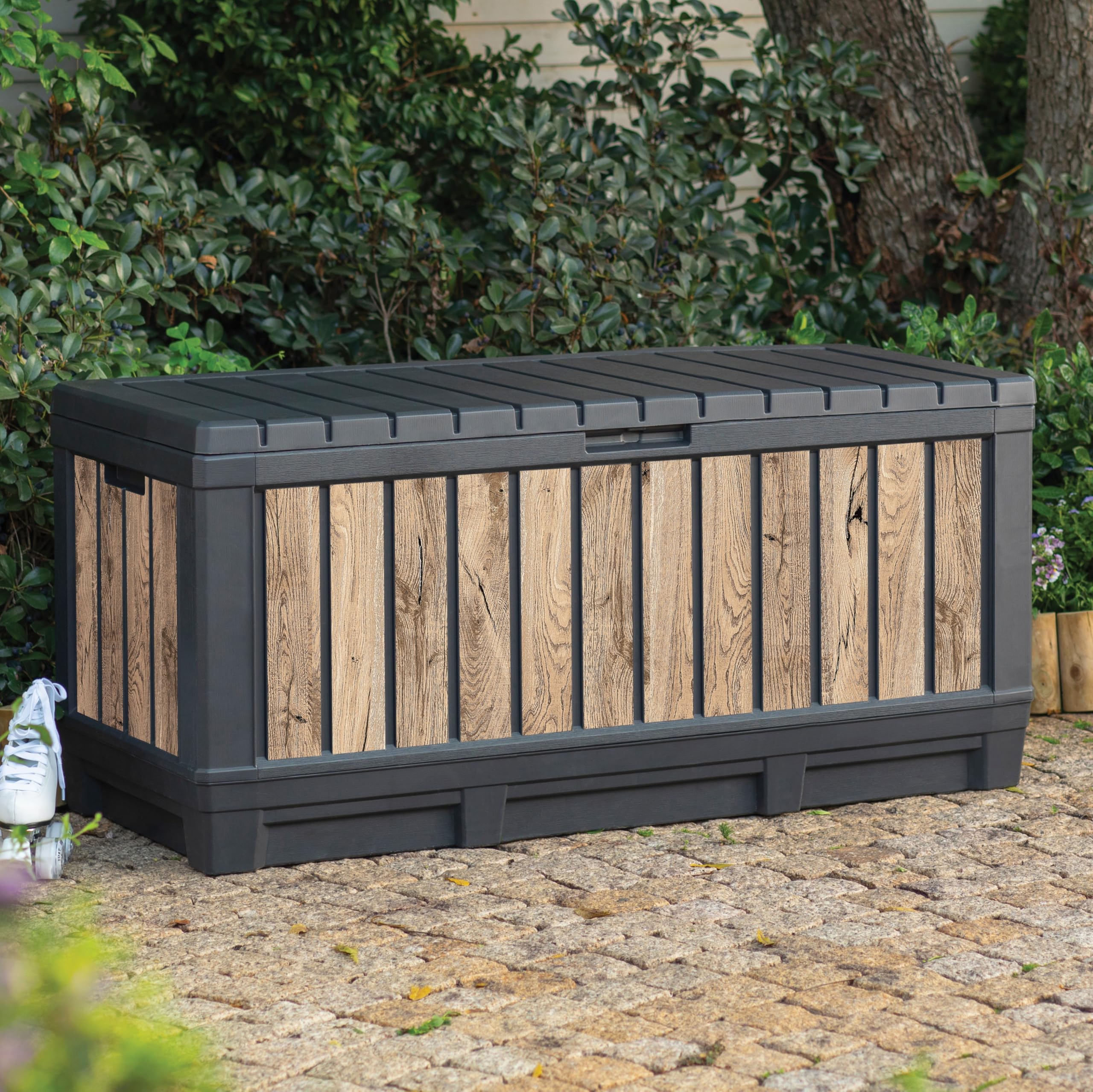 Keter Gartenbox Kentwood 350 Liter in Holzoptik Pinie aus Kunststoff, witterungsbeständig, UV-resistent mit Sitzfunktion