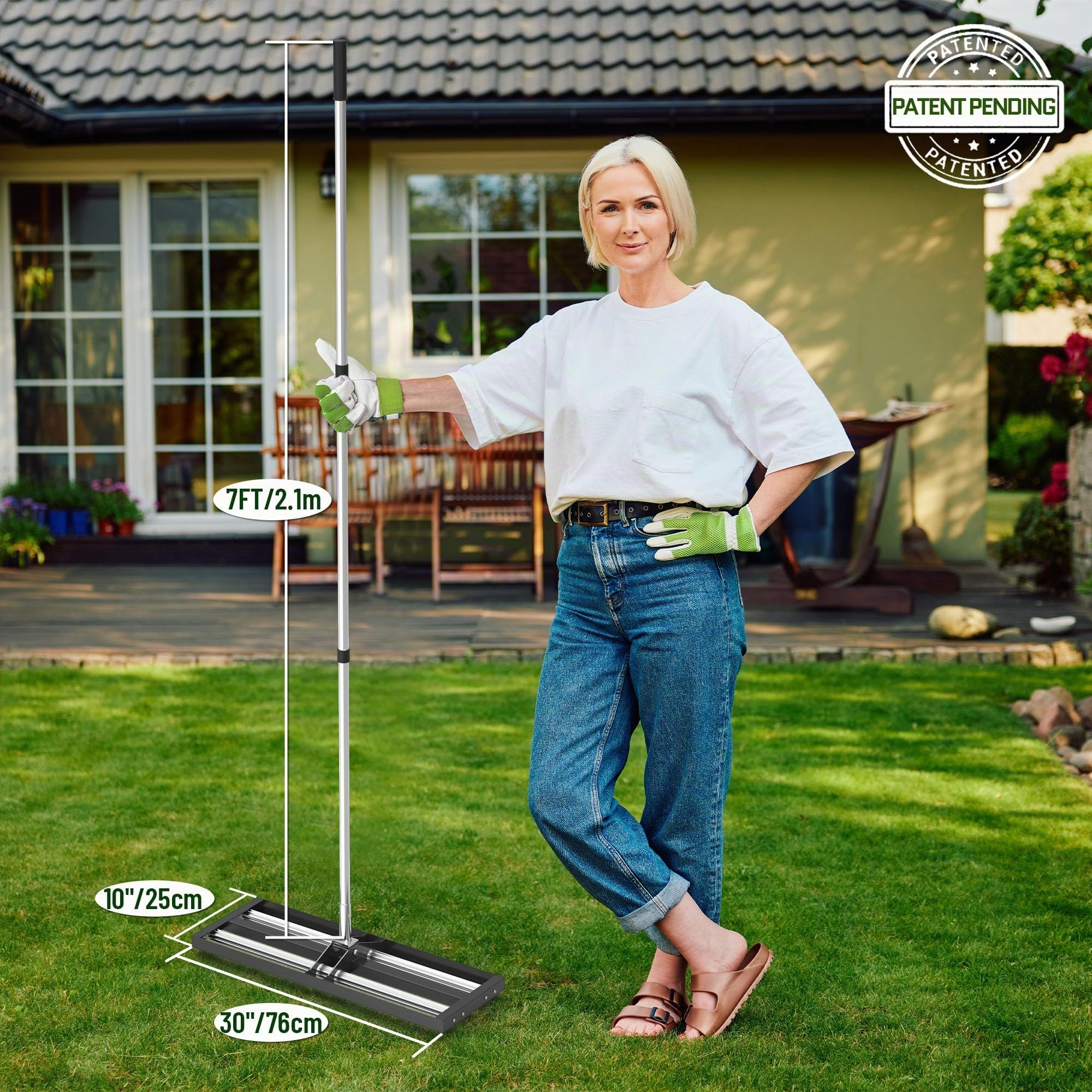 Nelyrho Rastrello livellatore per prato con rulli in alluminio, in acciaio inox, 76 x 25 cm, livellatore per prato resistente con manico esteso da 203 cm, rastrello livellatore per giardino, prato da
