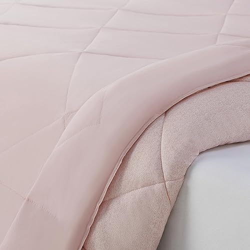 Miniatura 13 de Serta Juego de edredón reversible de 3 piezas supersuave y refrescante con fundas de almohada para todas las estaciones, Full/Queen, Peacoat