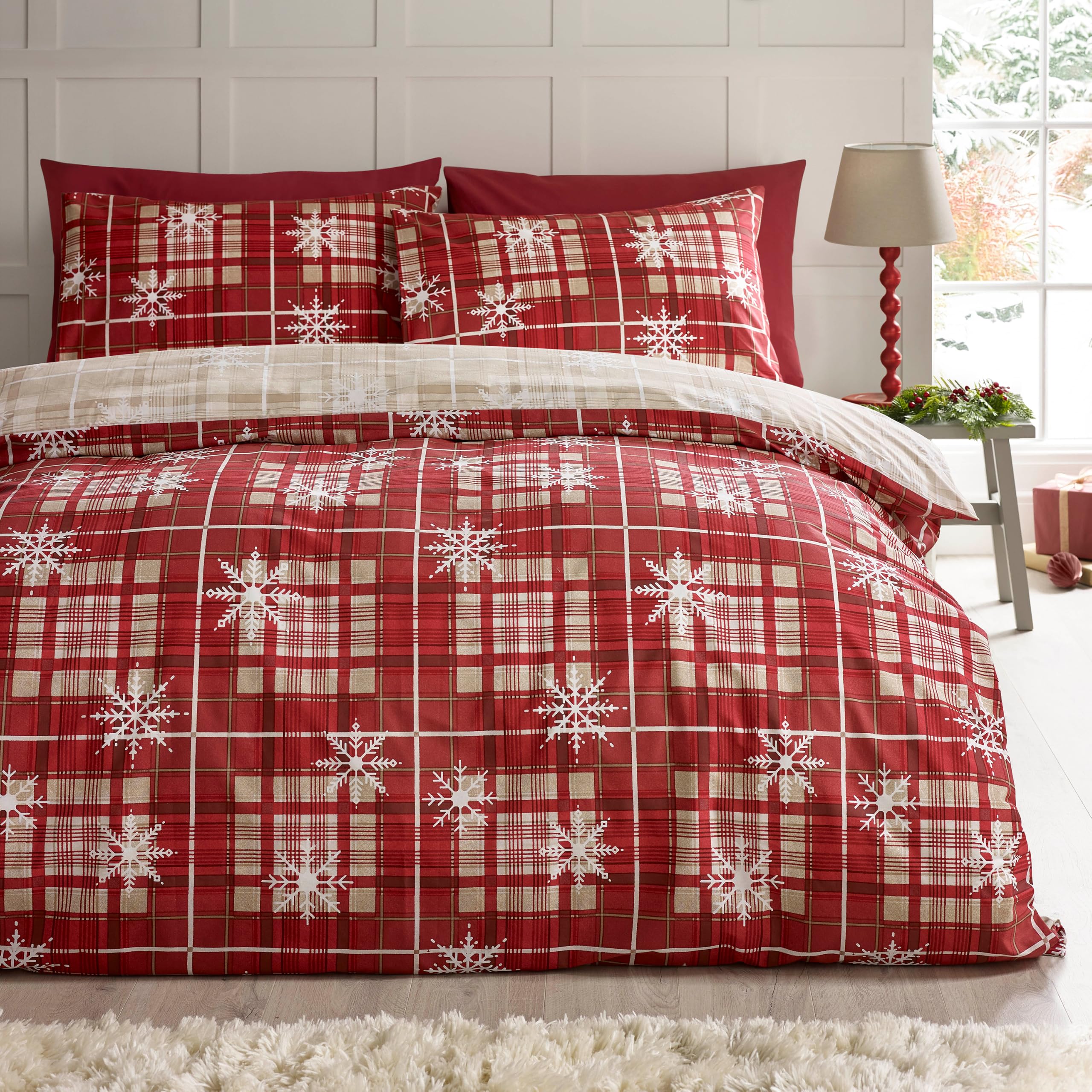 Catherine Lansfield Unisex Red Christmas Scandi Check Reversible Duvet Cover Set In | Size: Single