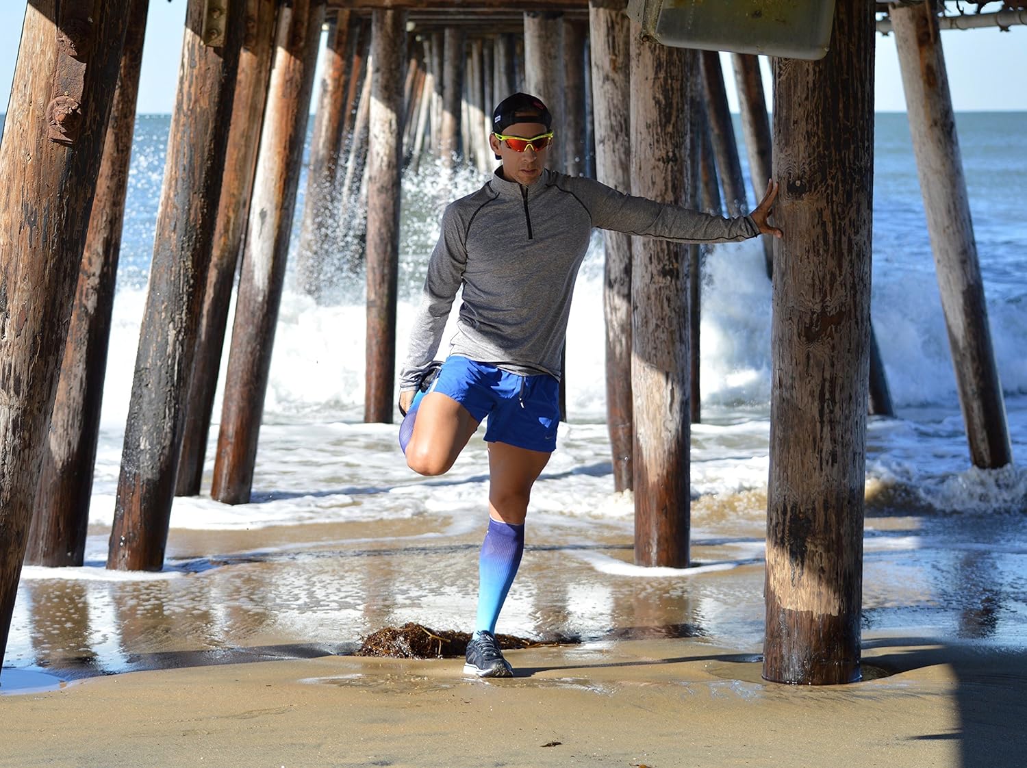 Authentic Crazy Deals Designer Compression Socks Graduated for Performance and Recovery by Acel (Ombre Blue, M) Crazy Deals Designer Compression Socks Graduated for Performance and Recovery by Acel (Ombre Blue, M)