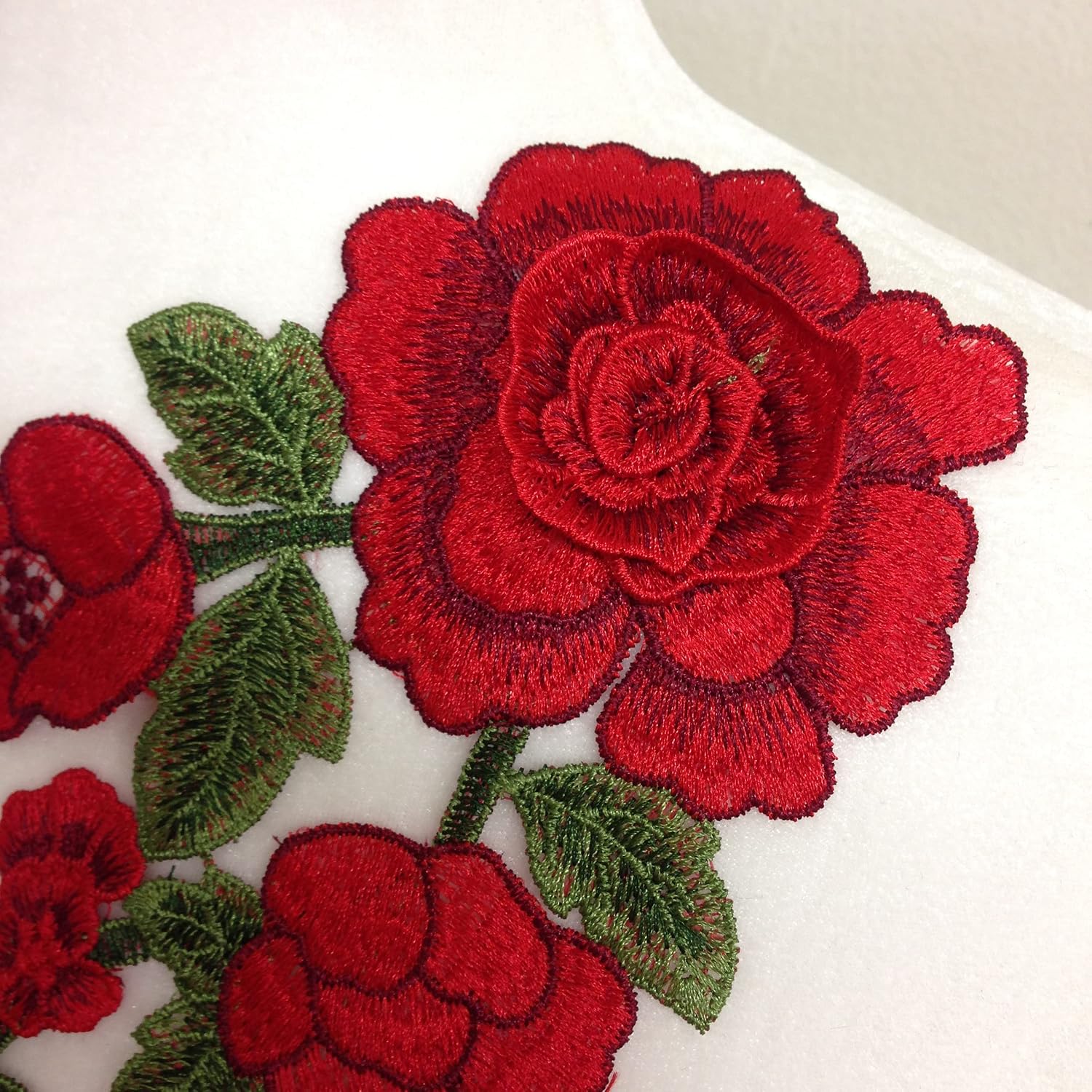 PEPPERLONELY 1 PC Embroidery Rose Flower Sew On Patch Dress Hat Bag Jeans Applique Crafts Clothing Accessories