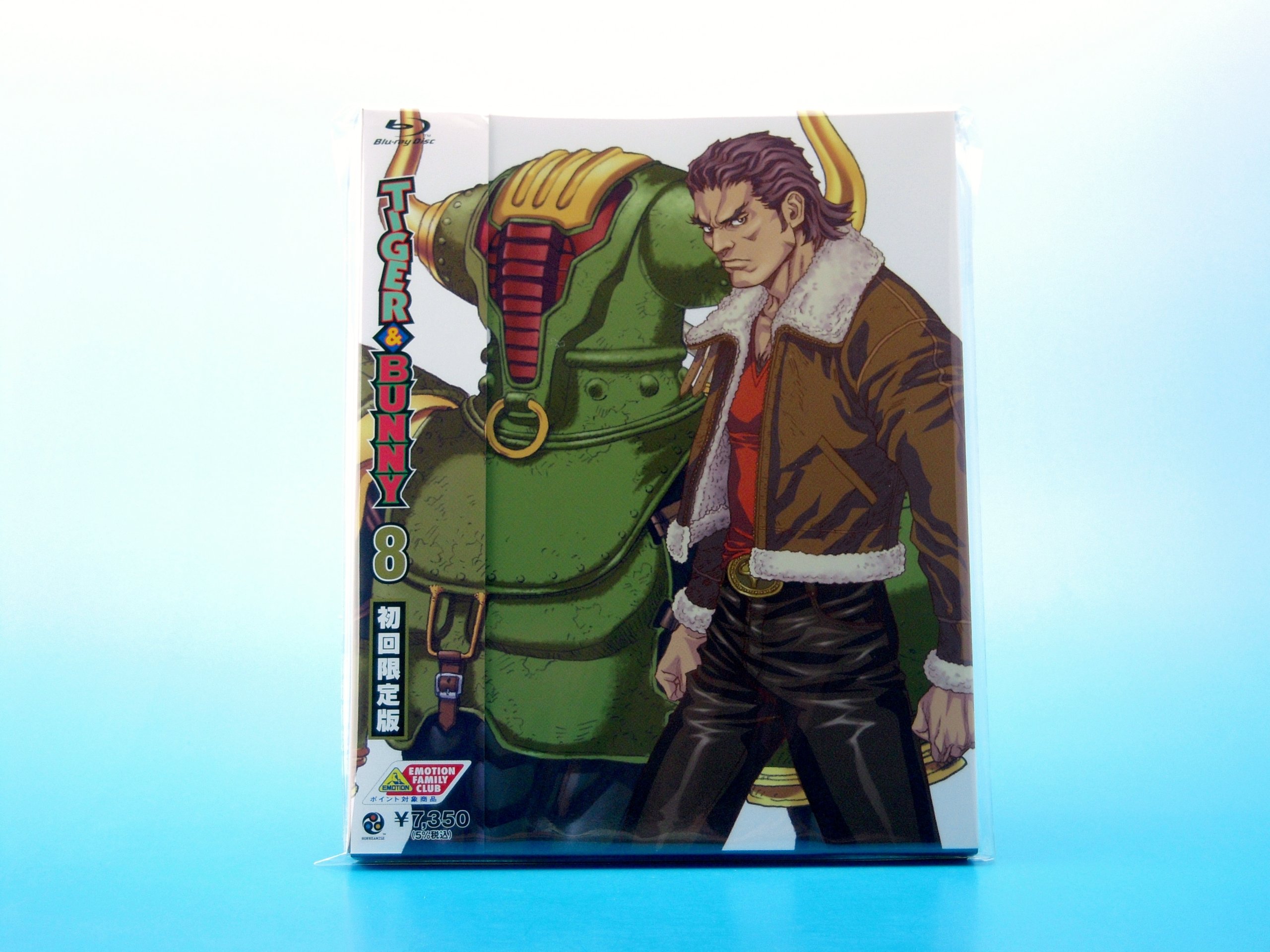 Amazon.co.jp: TIGER&BUNNY(タイガー&バニー) 8 (初回限定版) [Blu-ray 