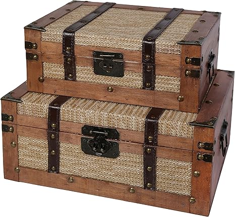 old fashioned luggage trunks